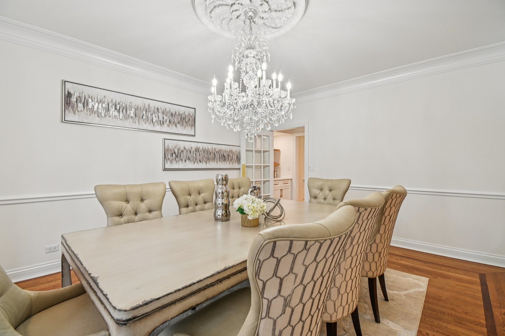 14 Briarwood Lane, Lincolnshire, IL 60069