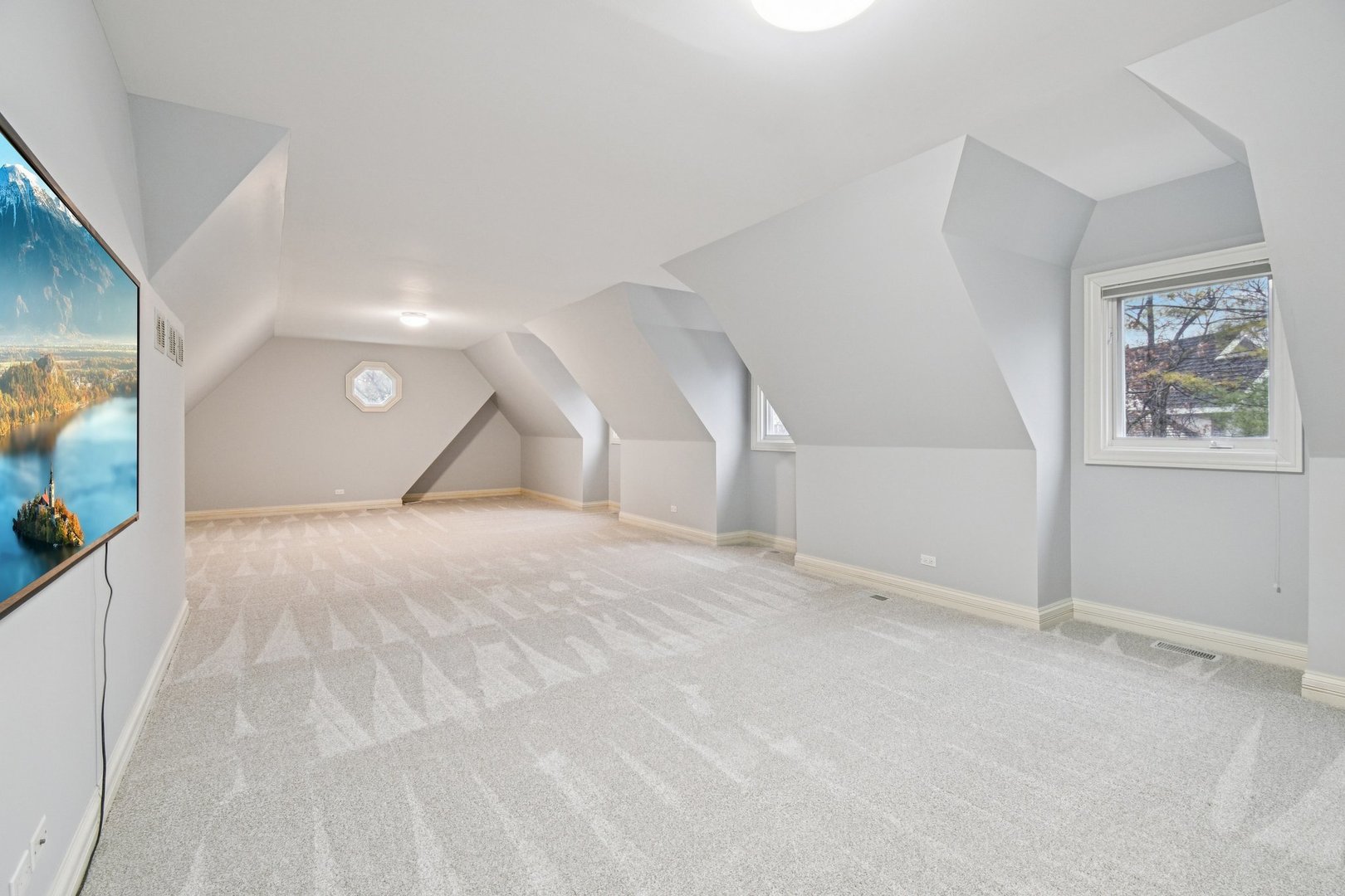 14 Briarwood Lane, Lincolnshire, IL 60069