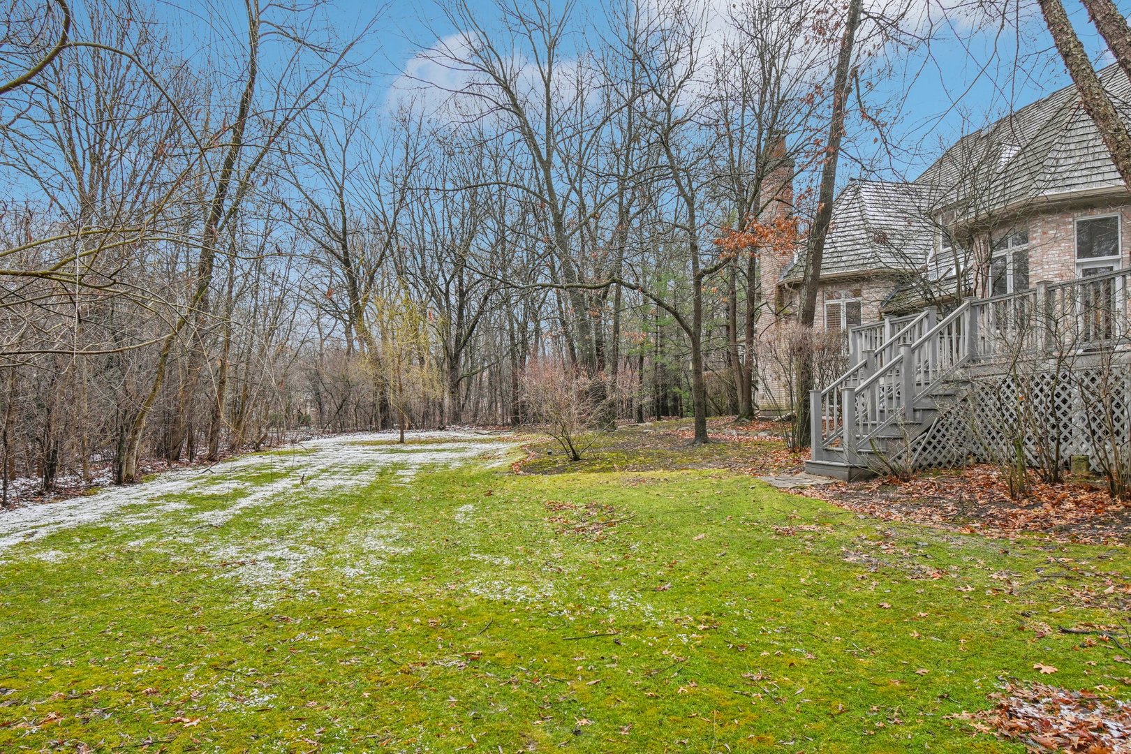 14 Briarwood Lane, Lincolnshire, IL 60069