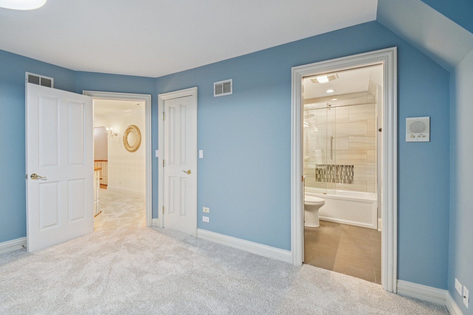 14 Briarwood Lane, Lincolnshire, IL 60069