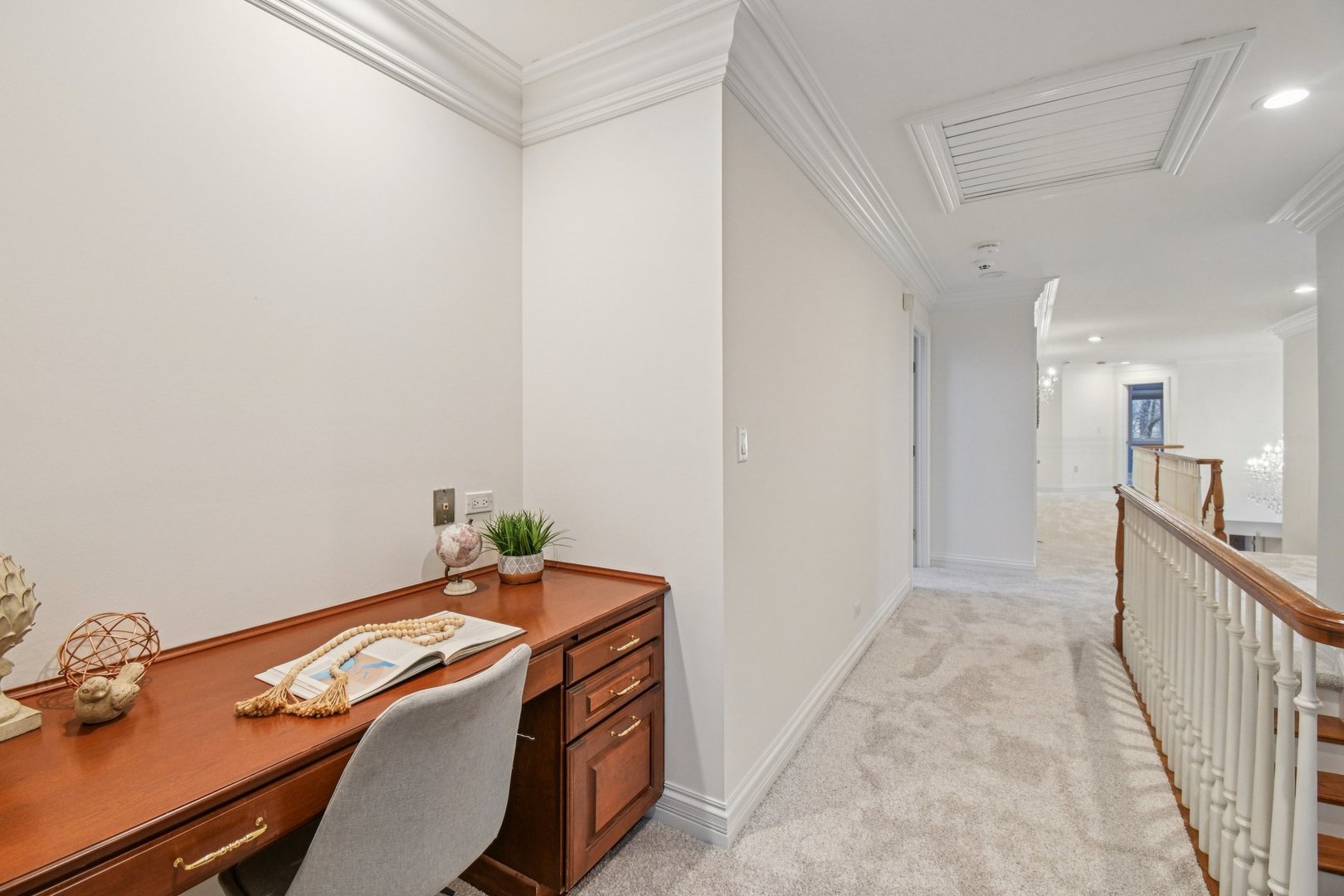 14 Briarwood Lane, Lincolnshire, IL 60069