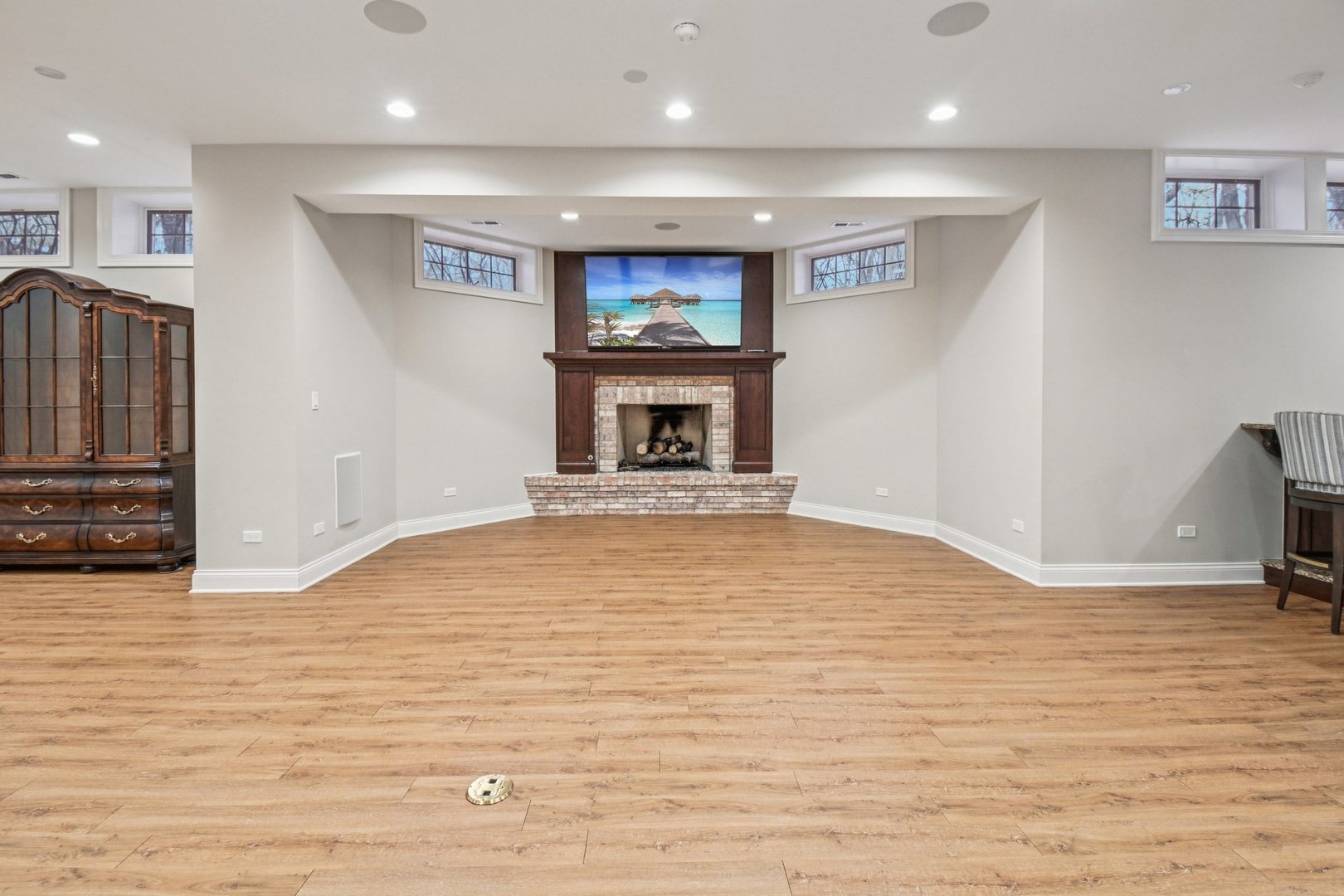 14 Briarwood Lane, Lincolnshire, IL 60069