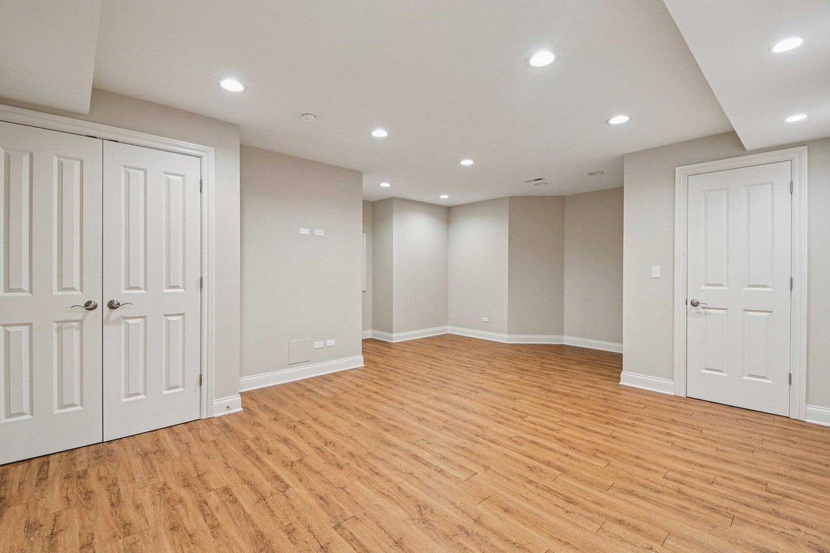 14 Briarwood Lane, Lincolnshire, IL 60069