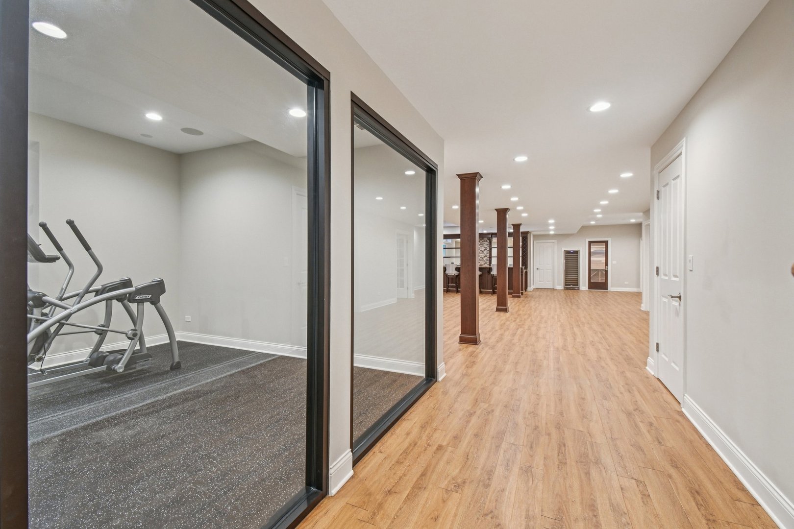 14 Briarwood Lane, Lincolnshire, IL 60069