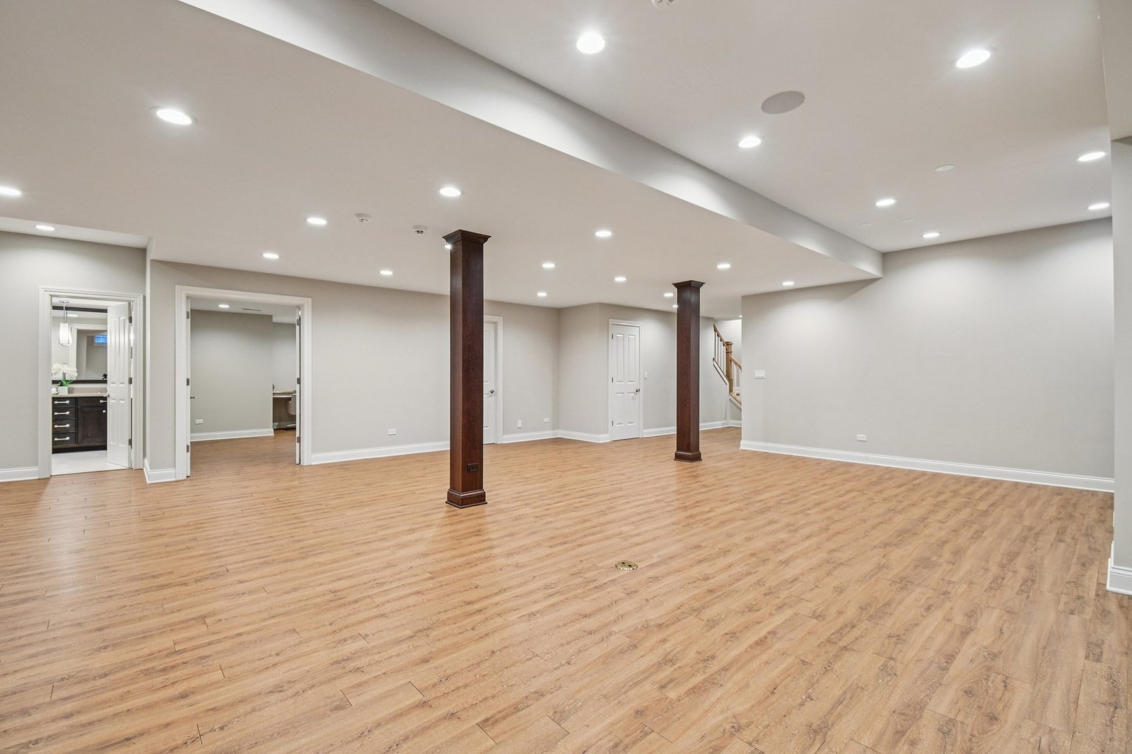 14 Briarwood Lane, Lincolnshire, IL 60069