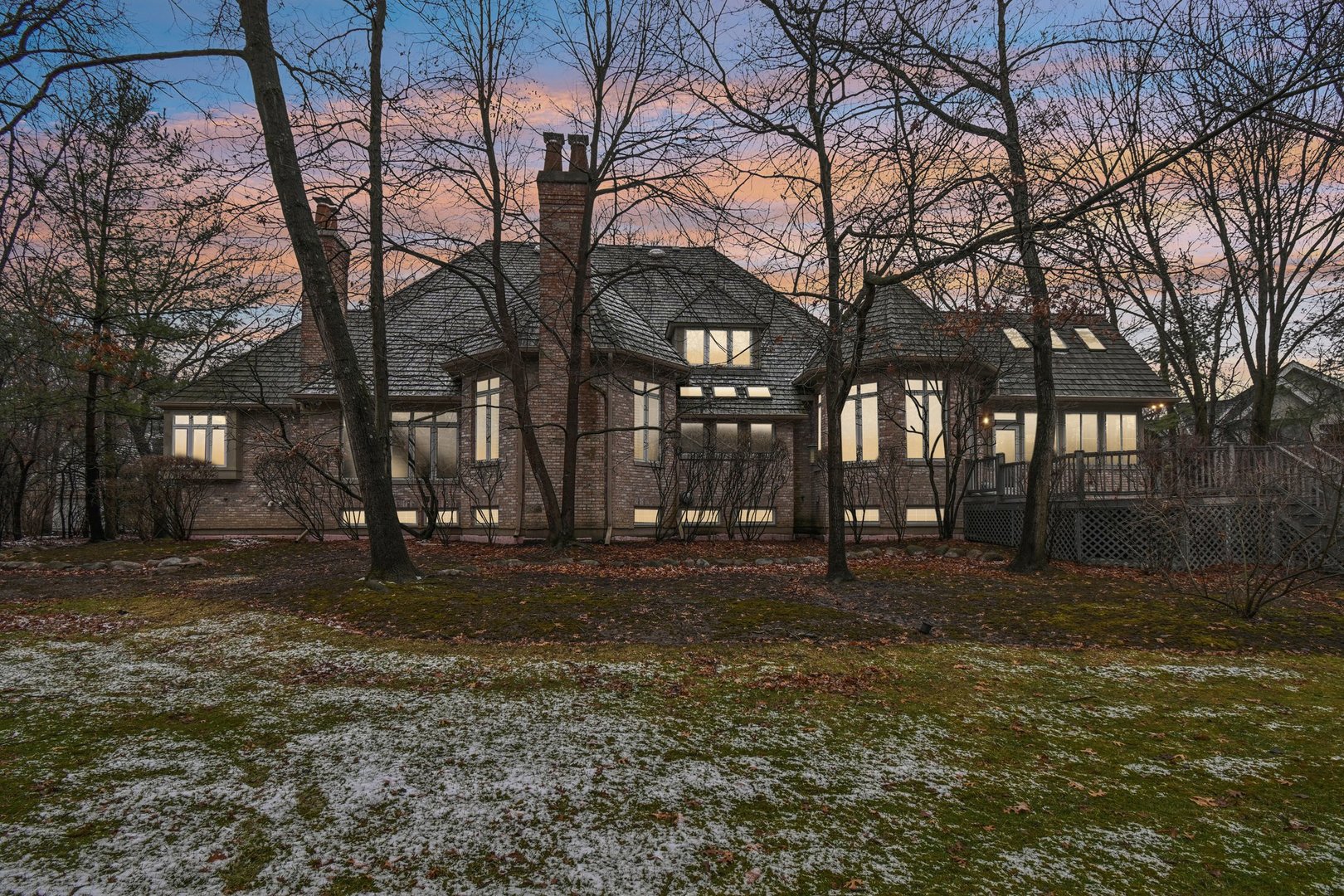 14 Briarwood Lane, Lincolnshire, IL 60069