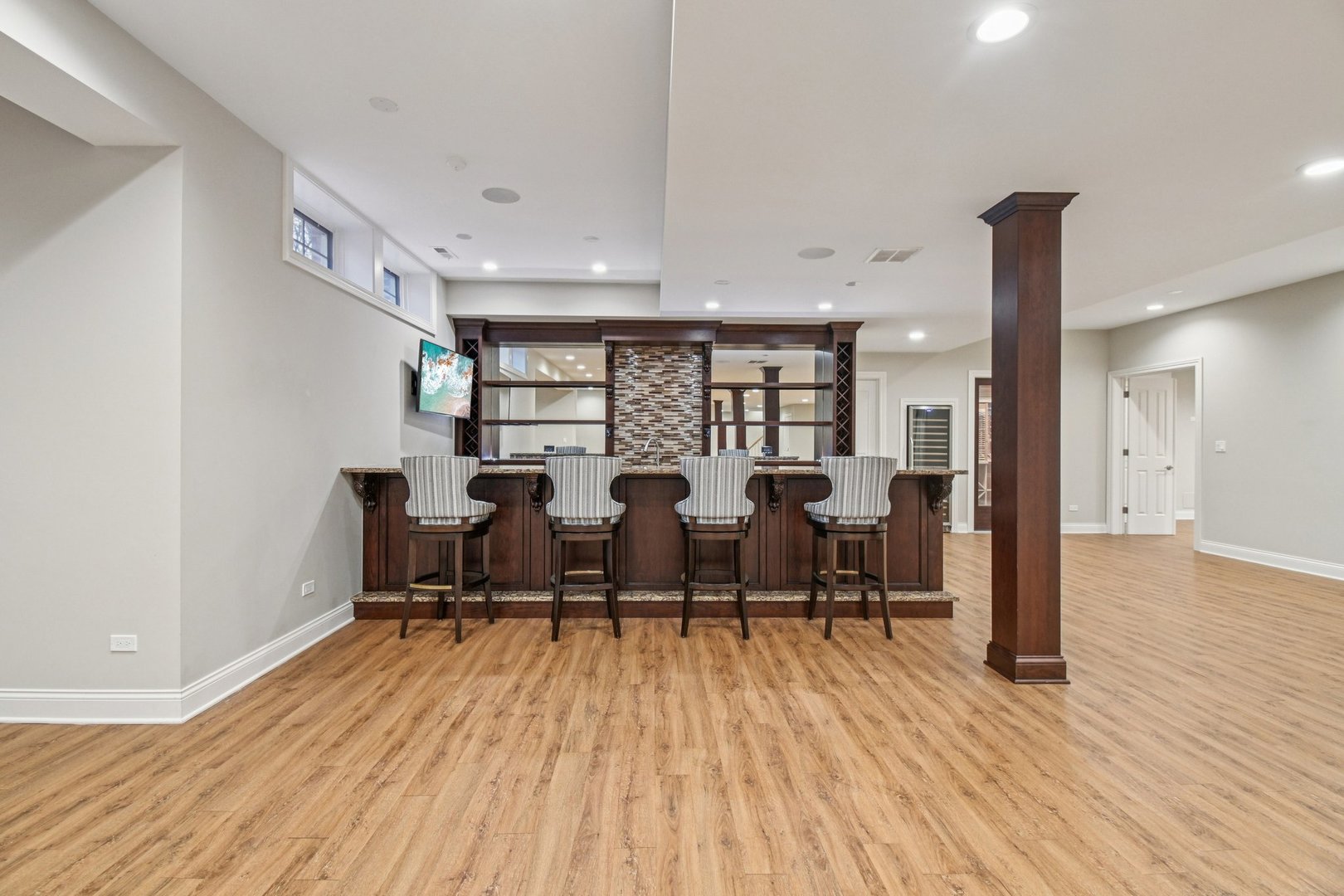 14 Briarwood Lane, Lincolnshire, IL 60069