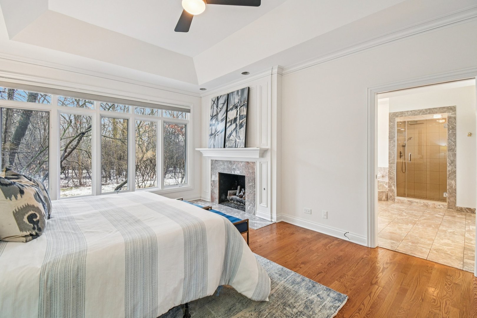 14 Briarwood Lane, Lincolnshire, IL 60069