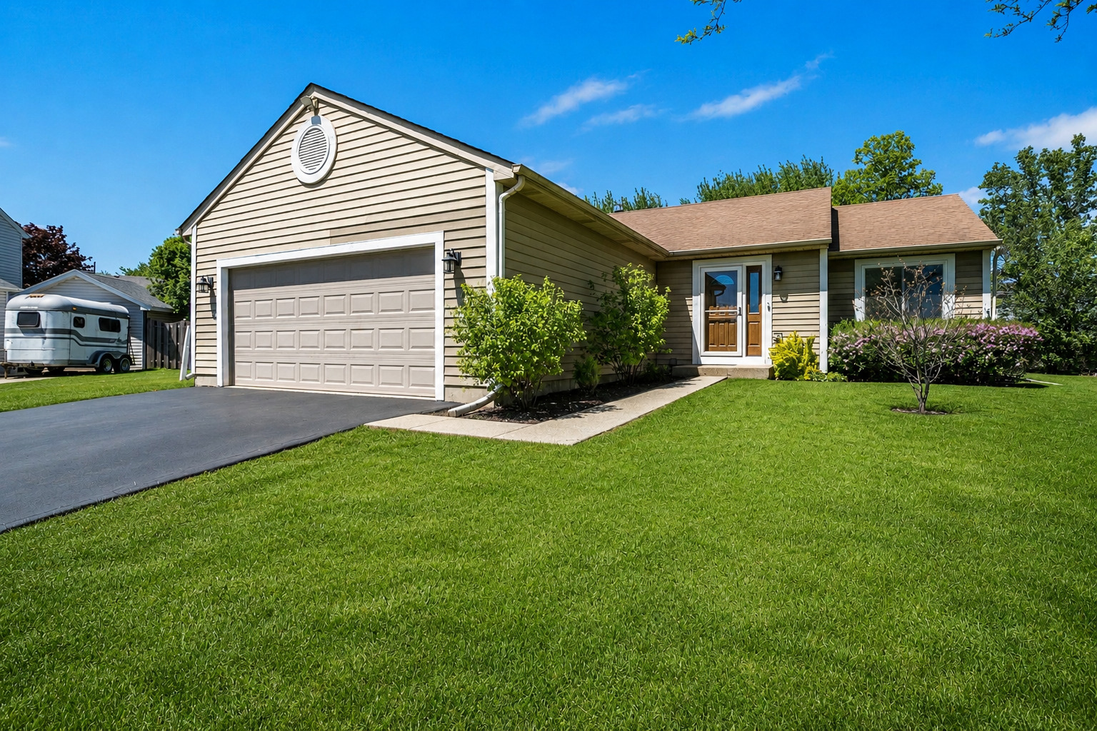 2212 Oak Leaf Court, Lake Villa, IL 60046