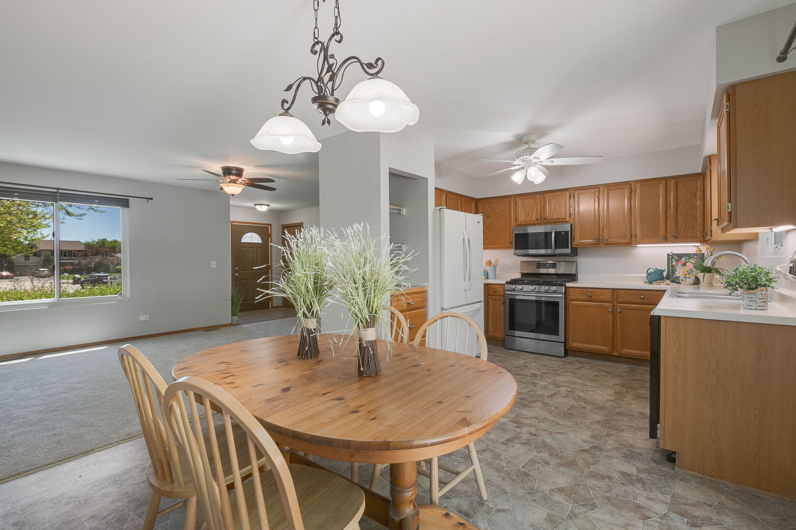 2212 Oak Leaf Court, Lake Villa, IL 60046