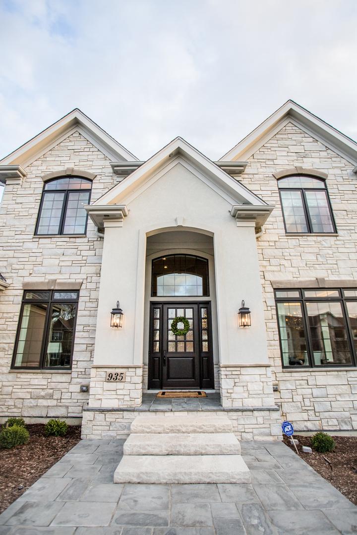 840 W Dorchester Street, Palatine, IL 60067