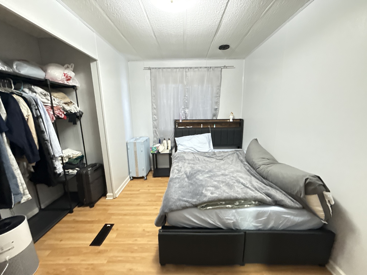 33 Brushwood Drive, Matteson, IL 60443