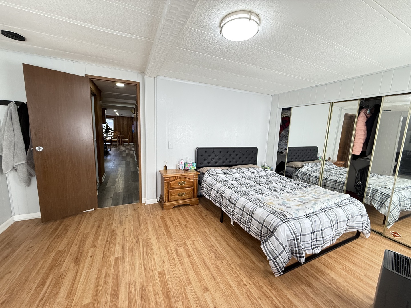 33 Brushwood Drive, Matteson, IL 60443