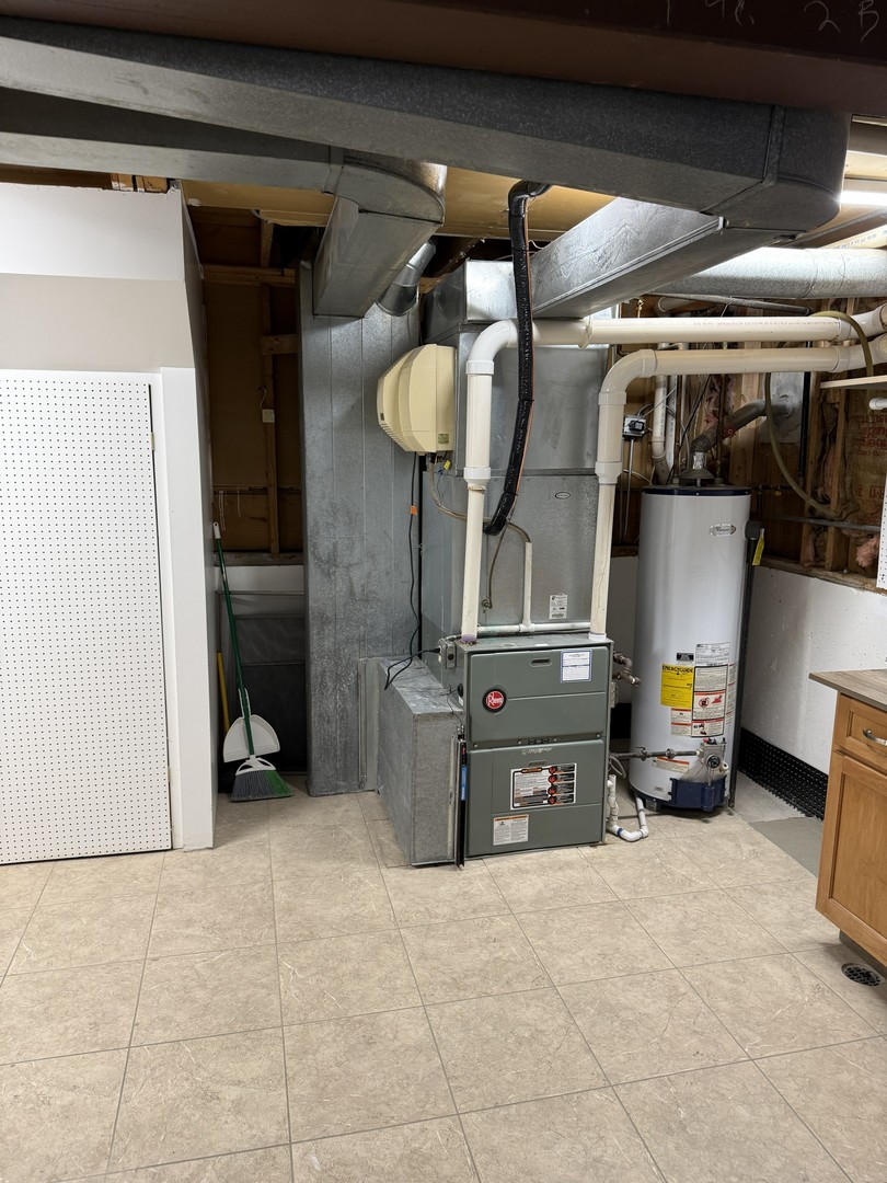 473 S Edgewood Avenue, Wood Dale, IL 60191