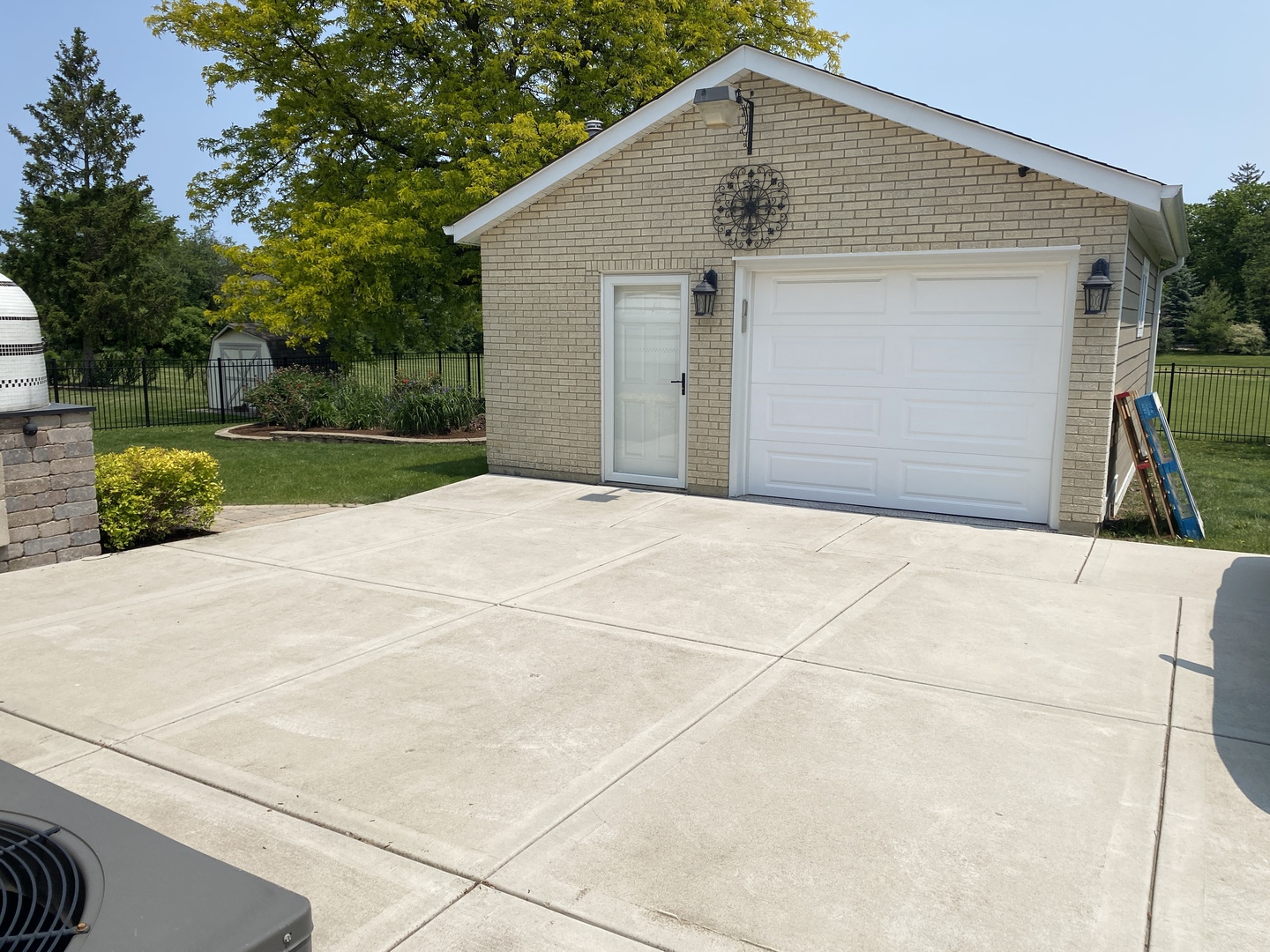 473 S Edgewood Avenue, Wood Dale, IL 60191