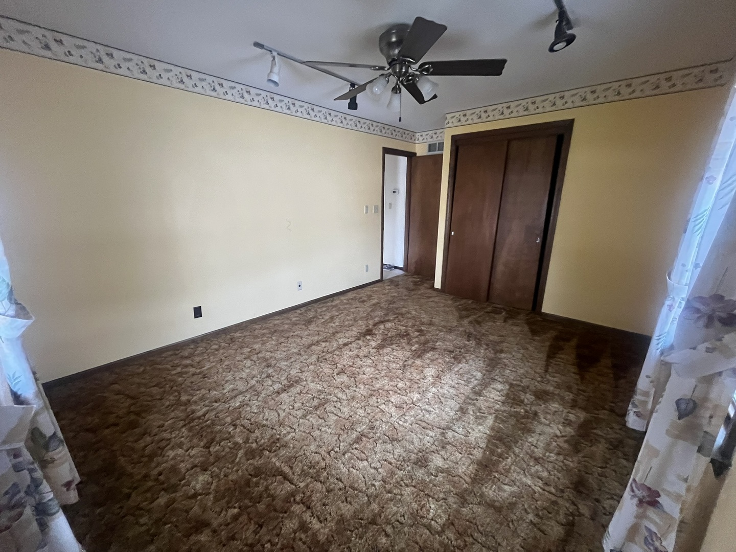 17913 William Street, Lansing, IL 60438