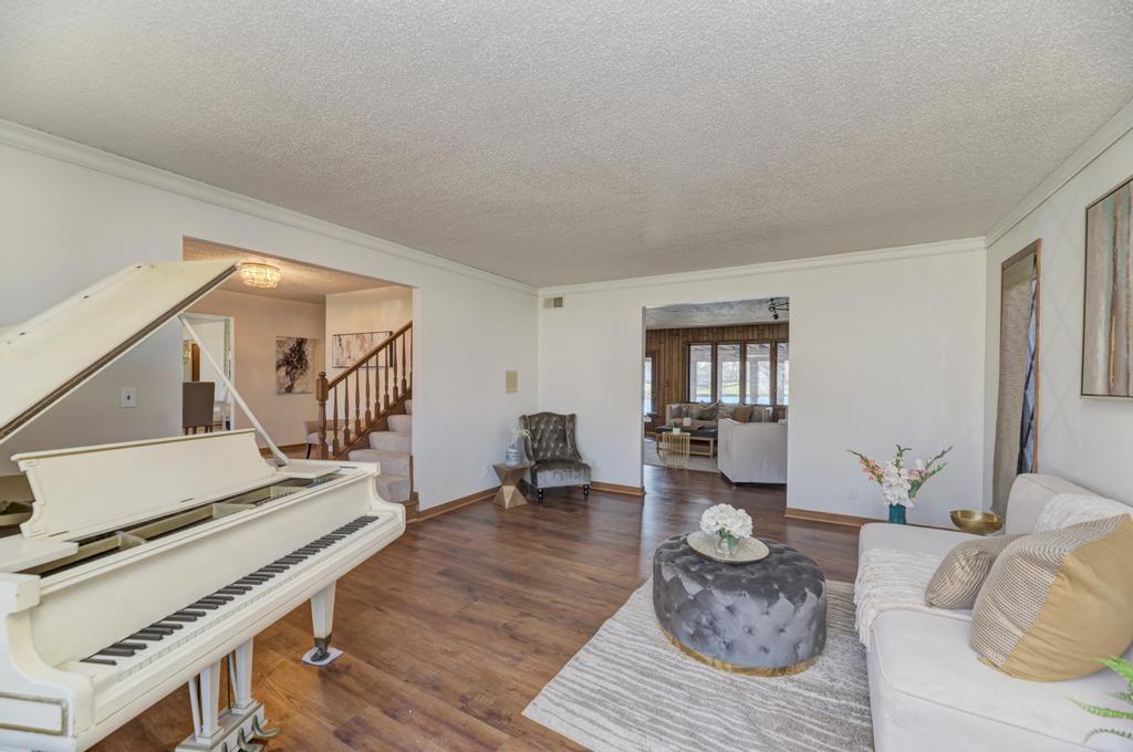 1212 Buell Avenue, Joliet, IL 60435