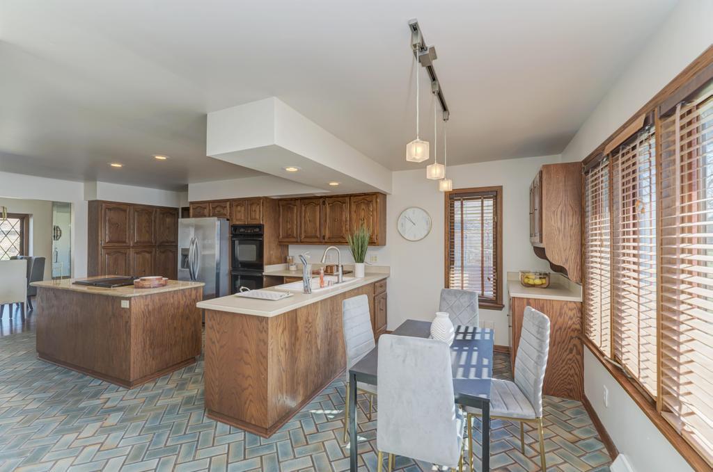 1212 Buell Avenue, Joliet, IL 60435