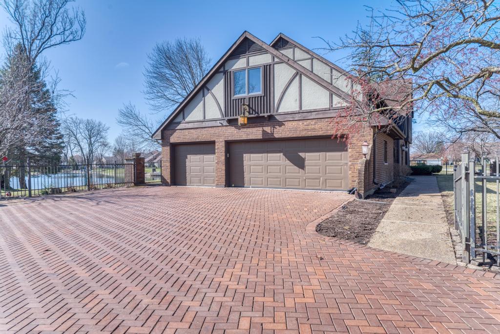 1212 Buell Avenue, Joliet, IL 60435