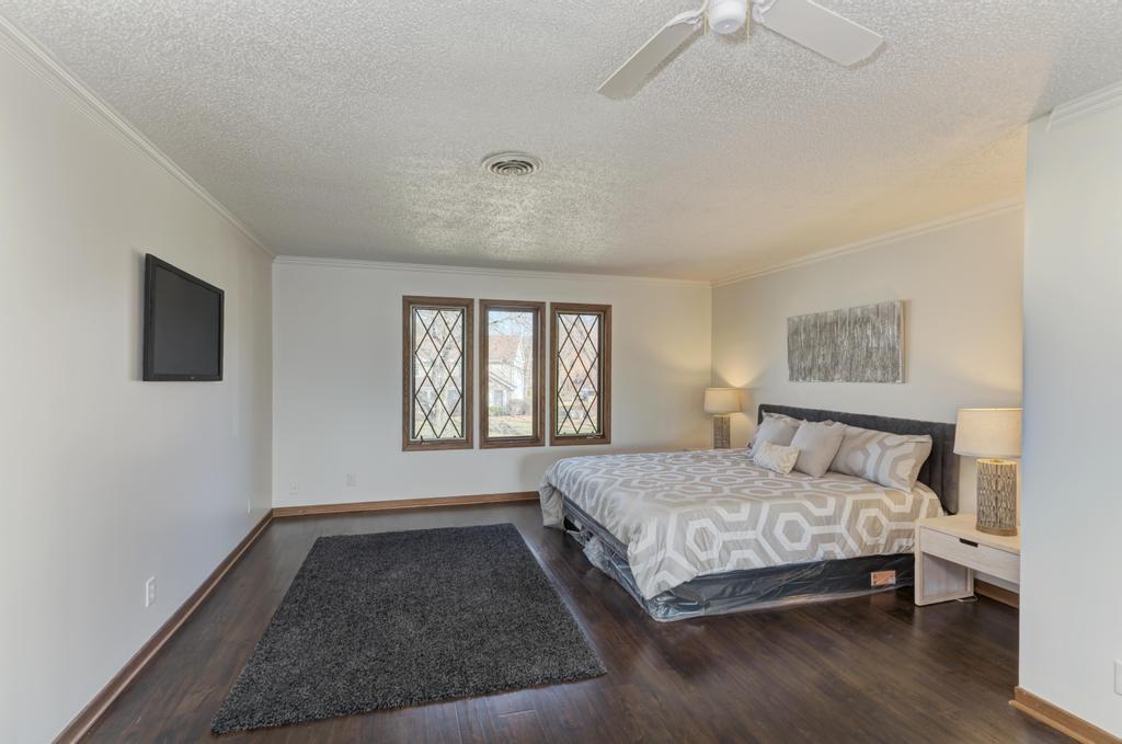 1212 Buell Avenue, Joliet, IL 60435