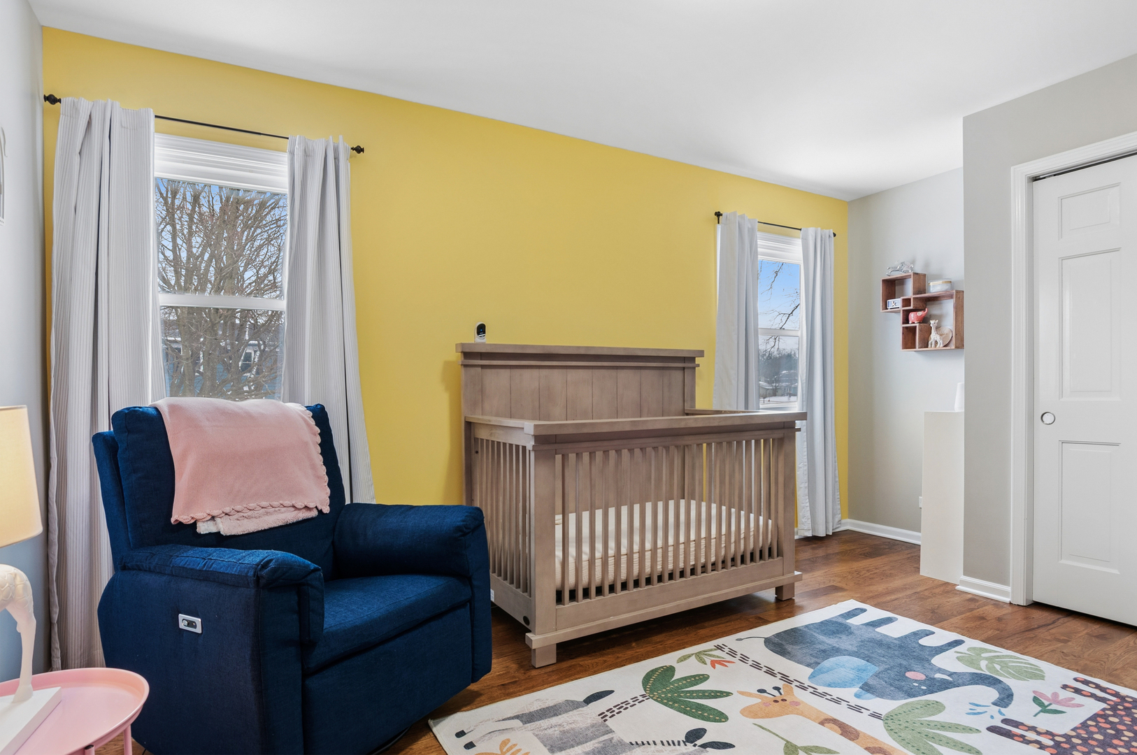 2504 Sun Valley Road, Lisle, IL 60532