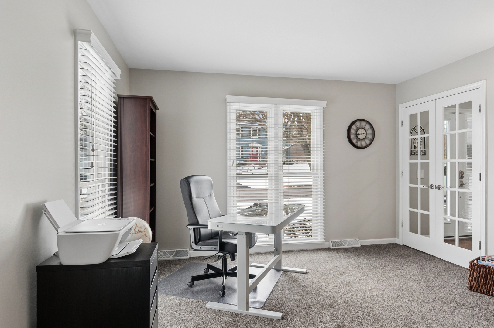 2504 Sun Valley Road, Lisle, IL 60532