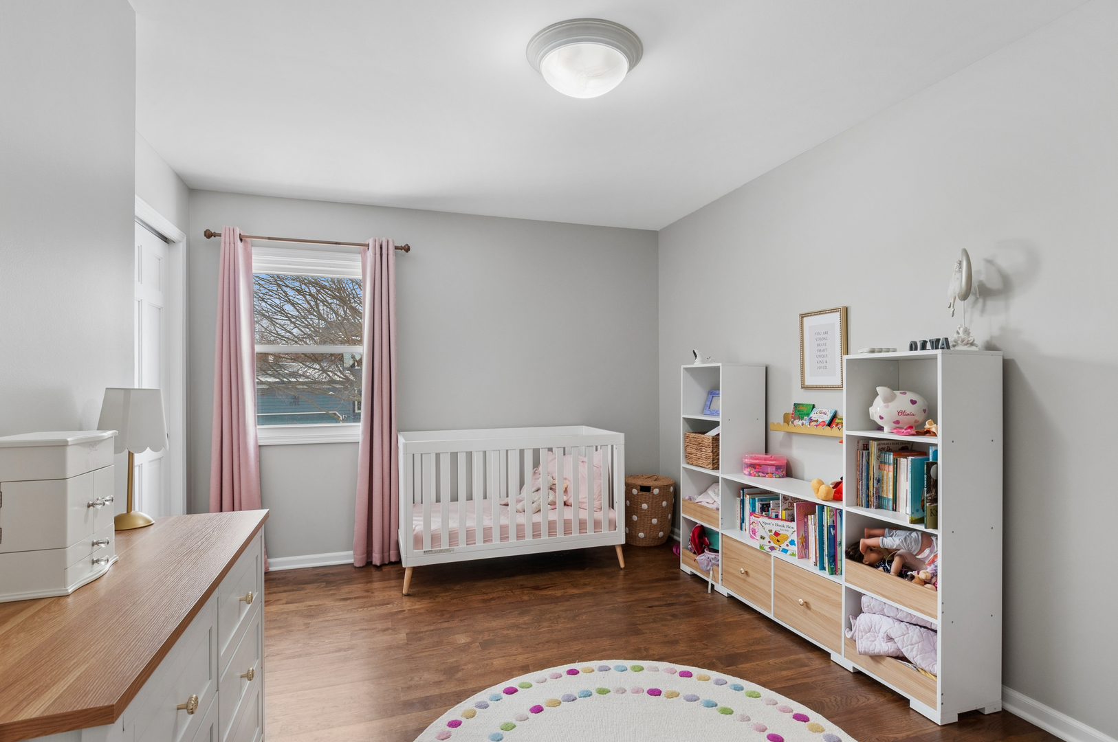 2504 Sun Valley Road, Lisle, IL 60532