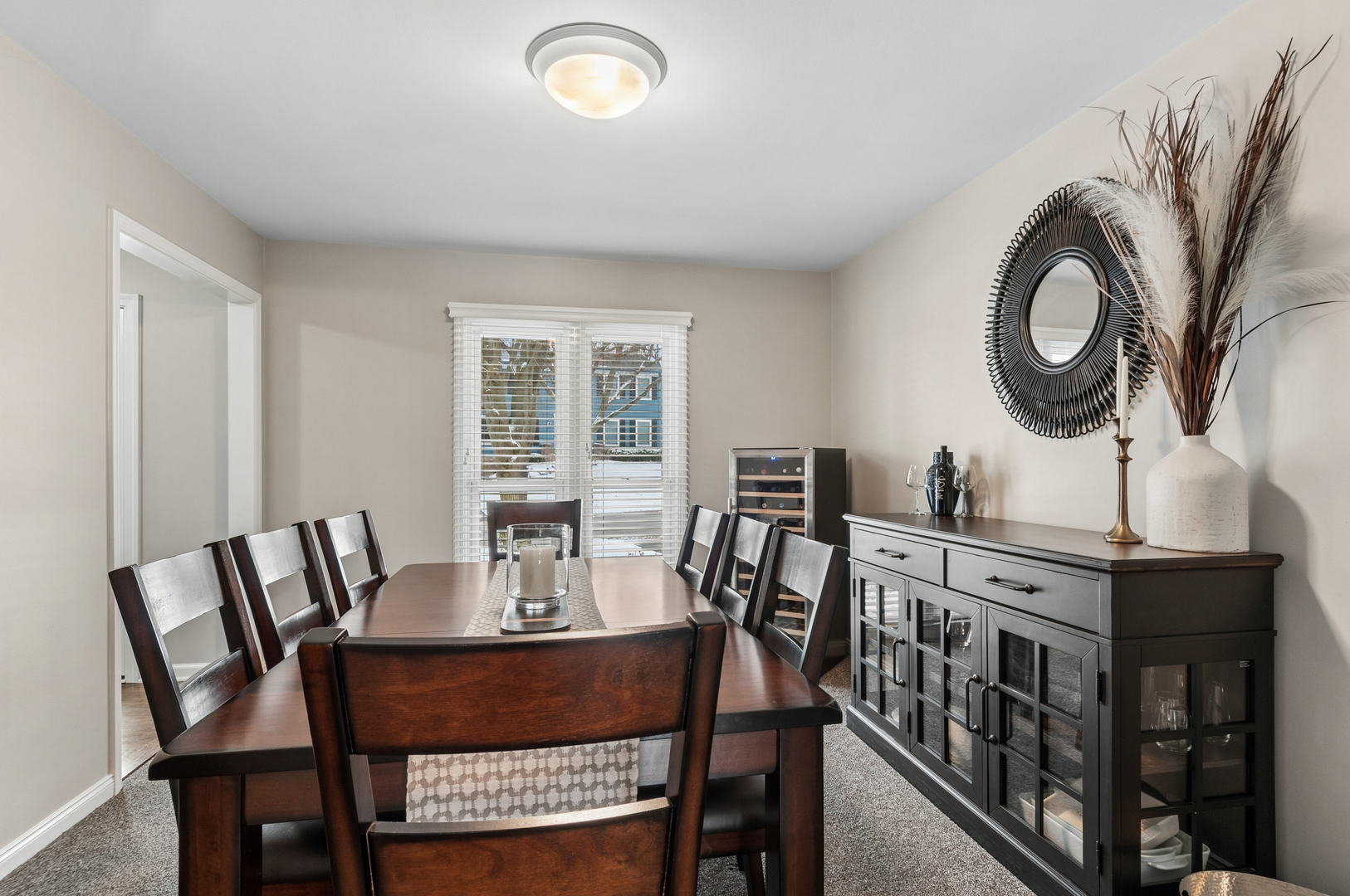 2504 Sun Valley Road, Lisle, IL 60532