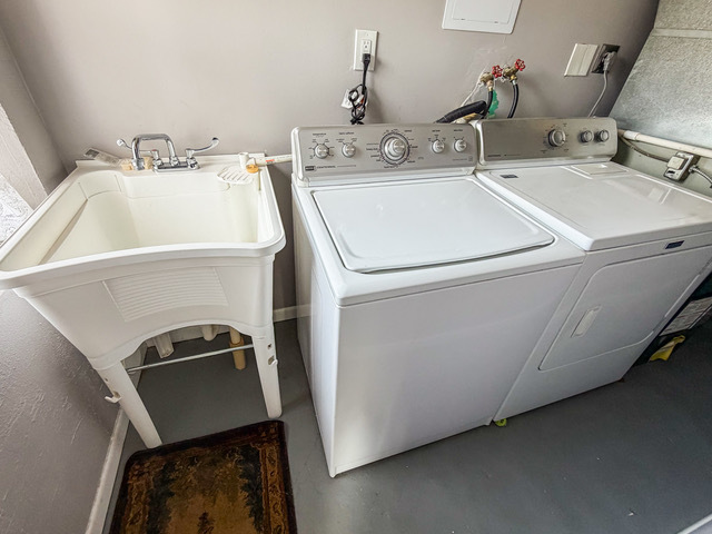 714 Landon Avenue, Winthrop Harbor, IL 60096