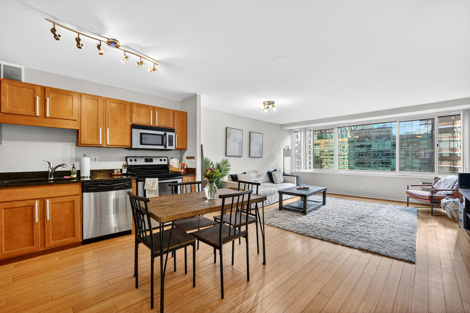 211 E ohio Street #2514, Chicago, IL 60611