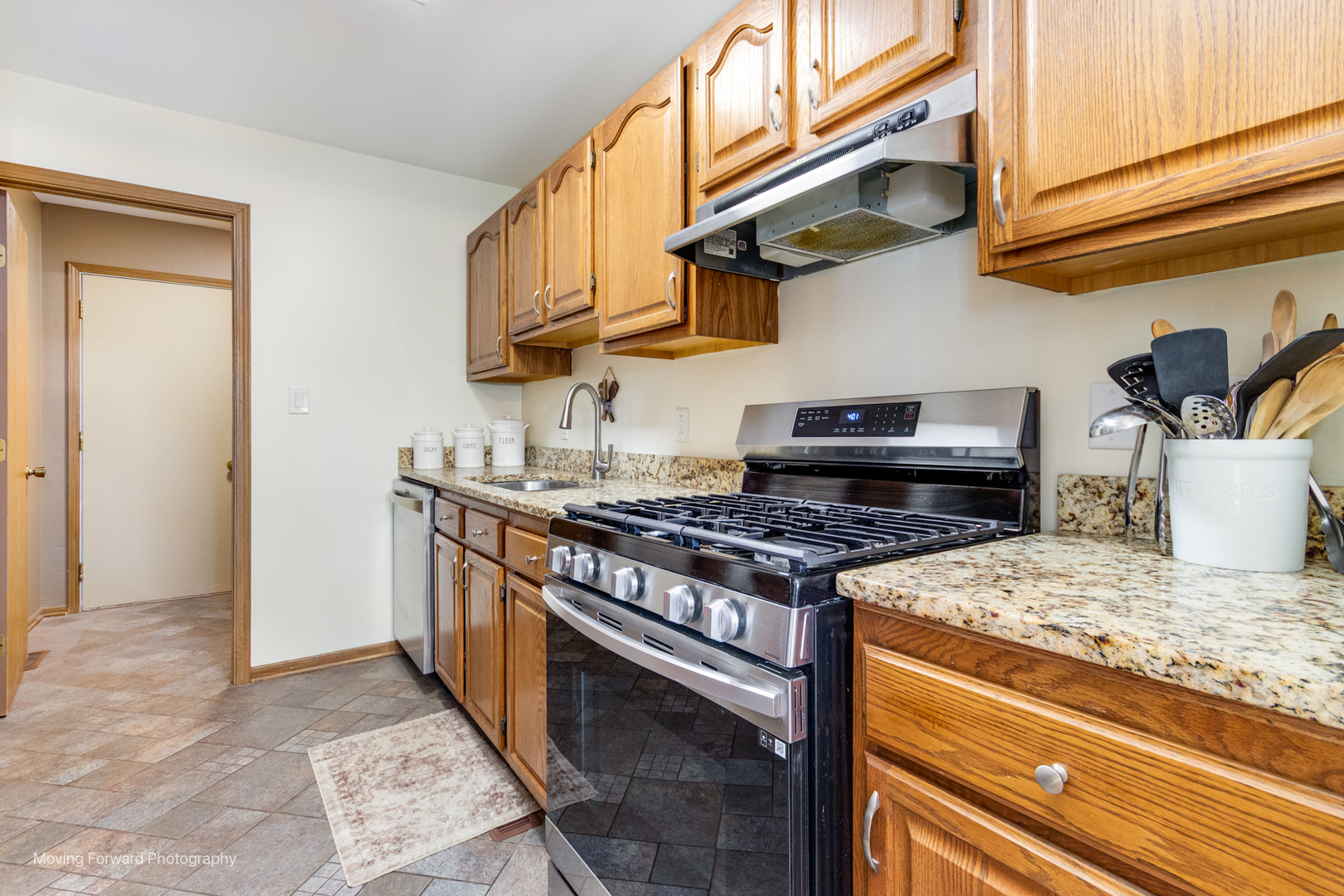 1501 Peachtree Lane, Lockport, IL 60441