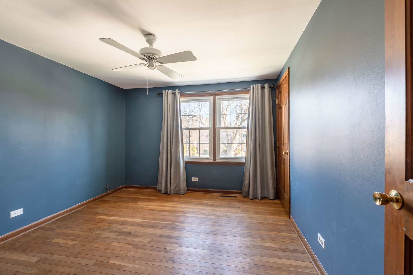 1418 S Princeton Avenue, Arlington Heights, IL 60005