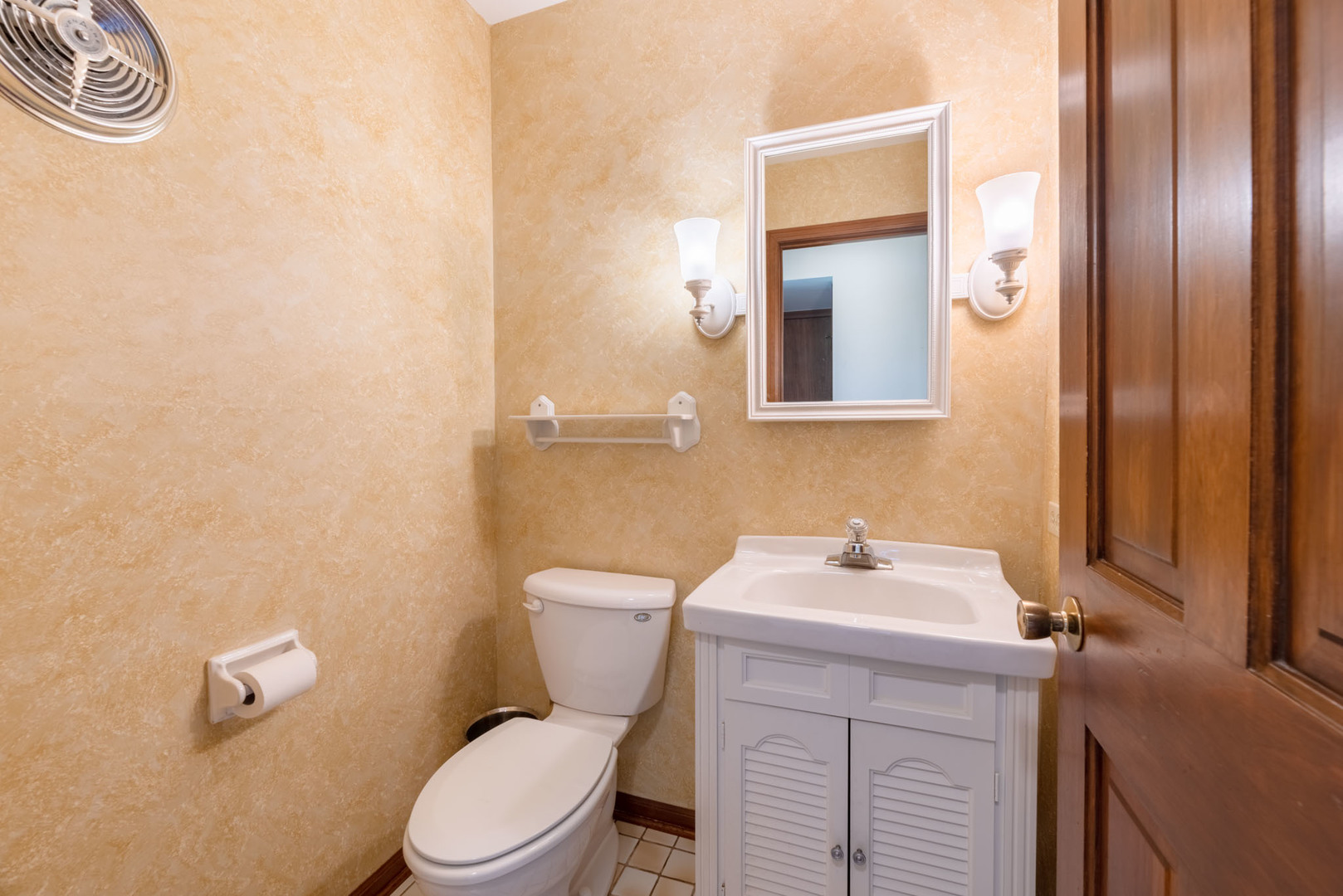 1418 S Princeton Avenue, Arlington Heights, IL 60005