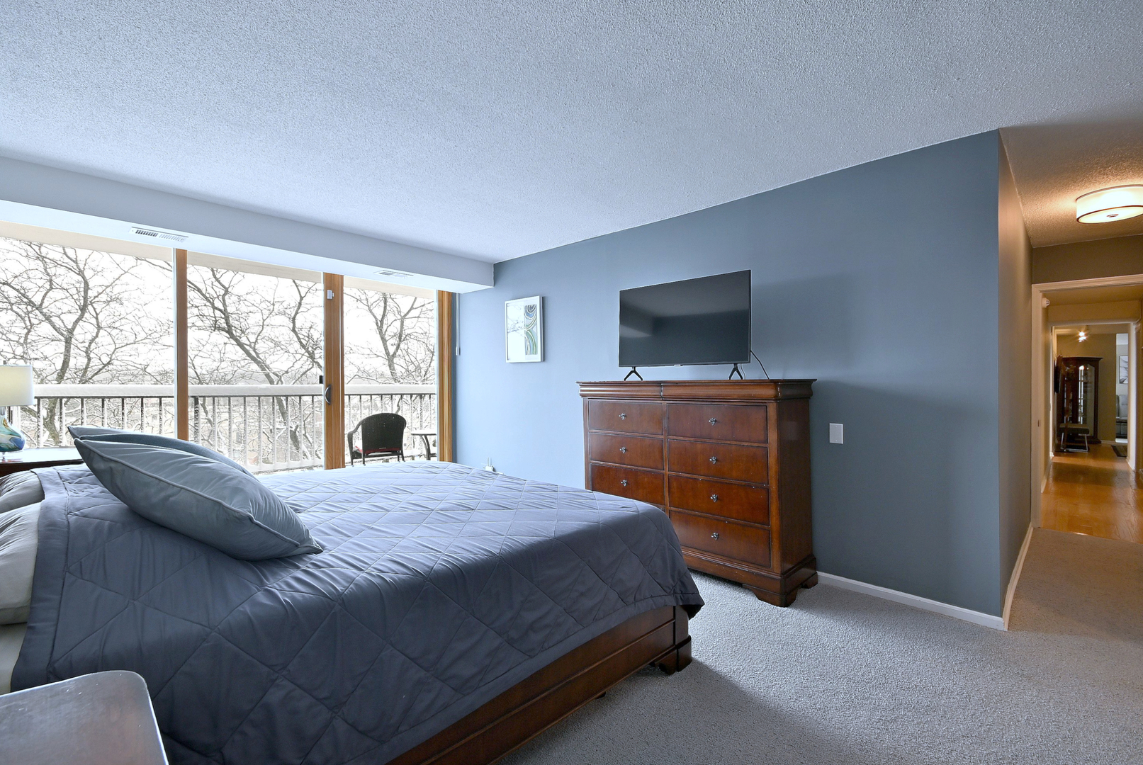 2 ATRIUM Way #606, Elmhurst, IL 60126