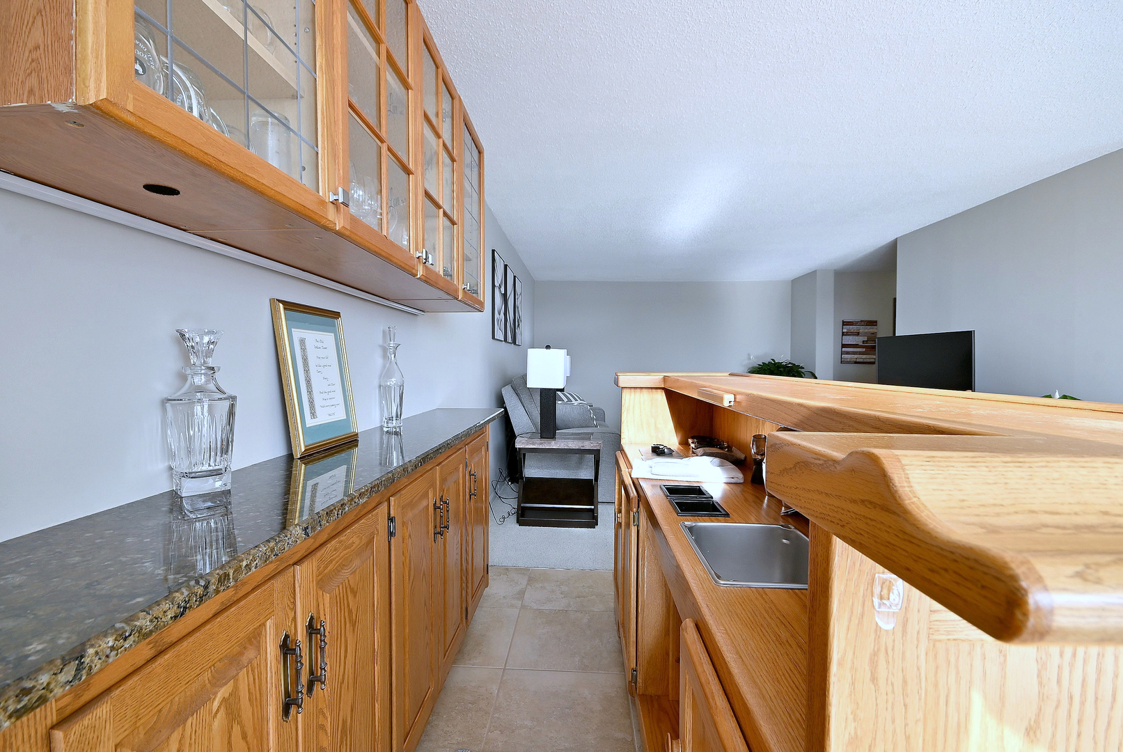 2 ATRIUM Way #606, Elmhurst, IL 60126