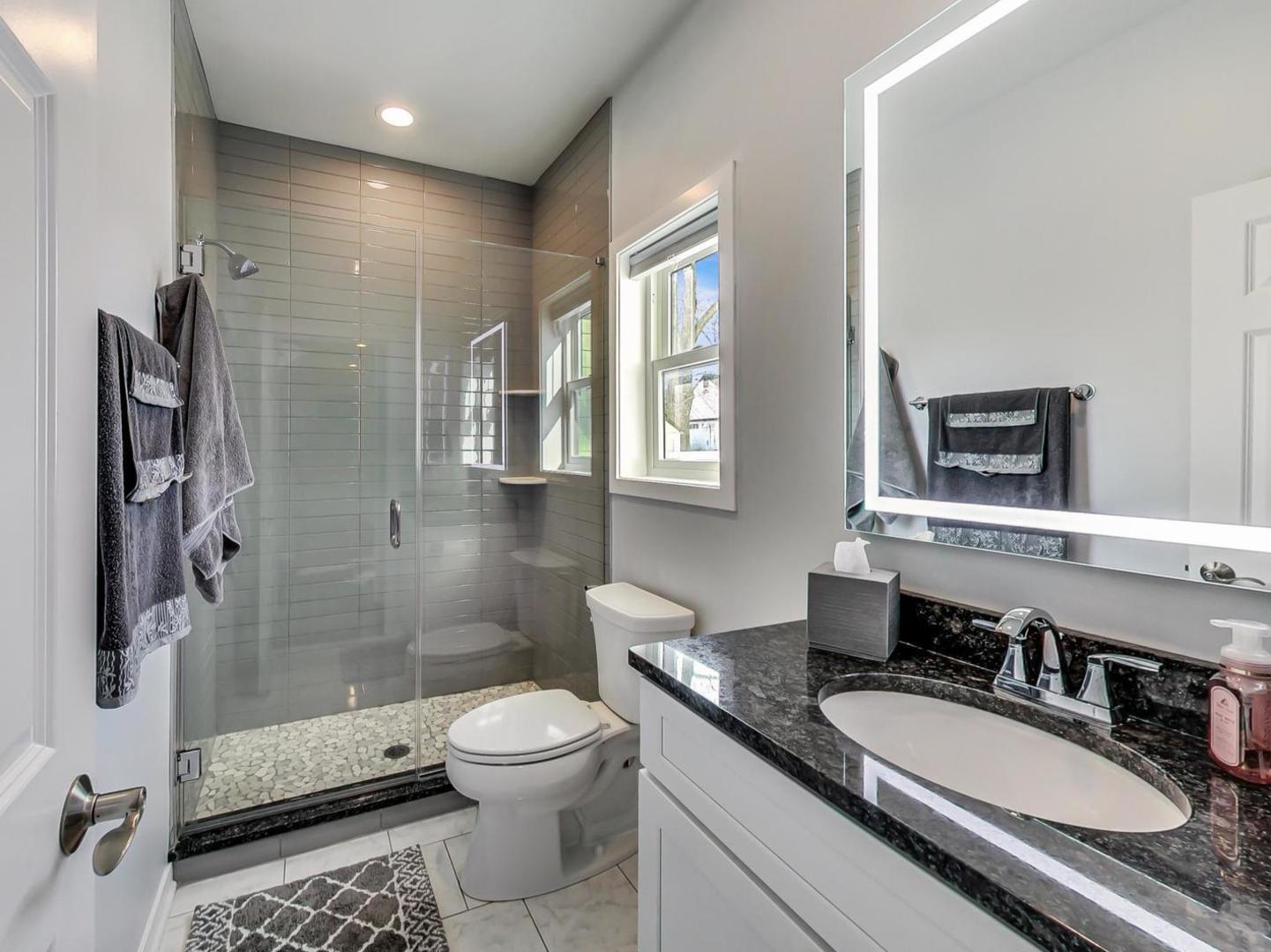 10S330 Oneill Drive, Burr Ridge, IL 60527