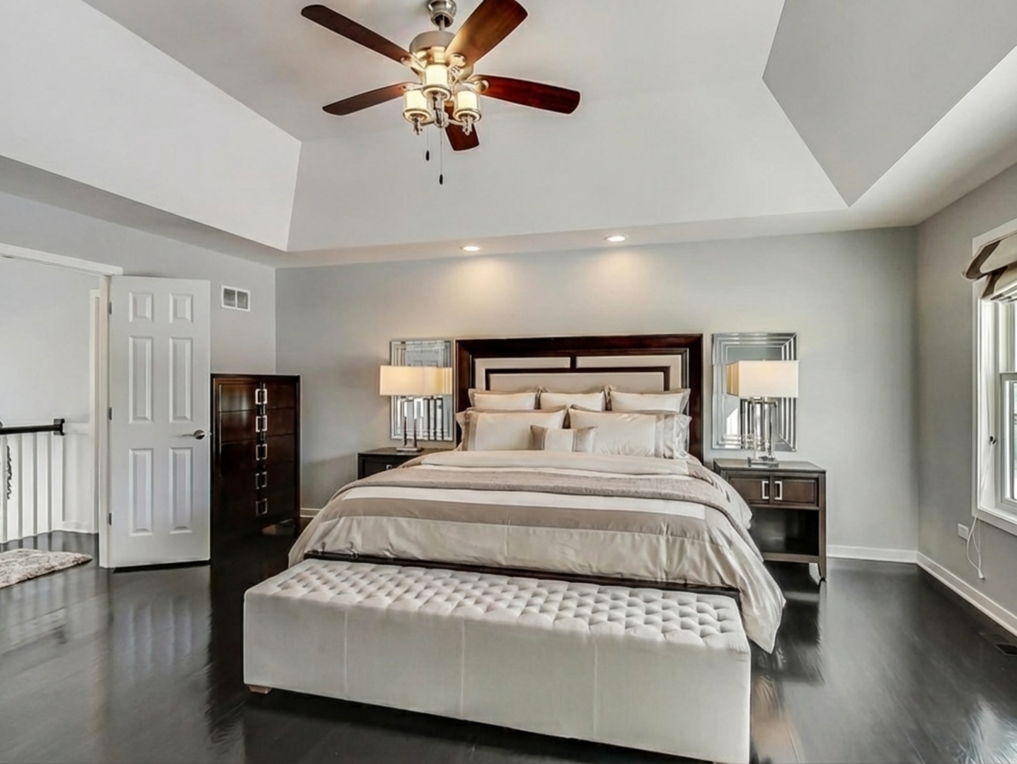 10S330 Oneill Drive, Burr Ridge, IL 60527