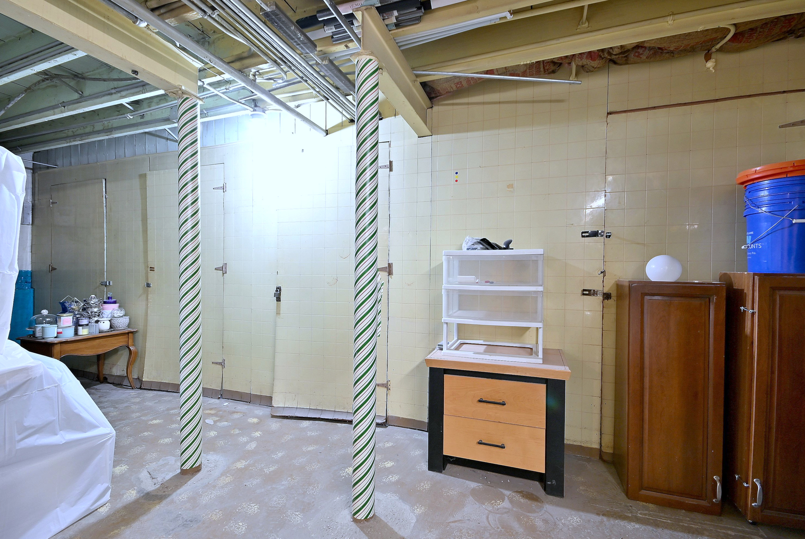 2743 N 72nd Court, Elmwood Park, IL 60707