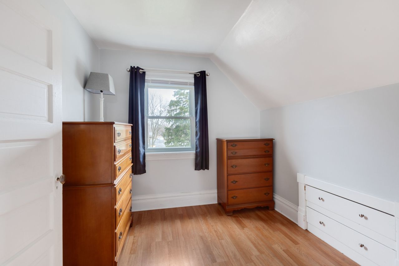 934 Clay Street, Woodstock, IL 60098