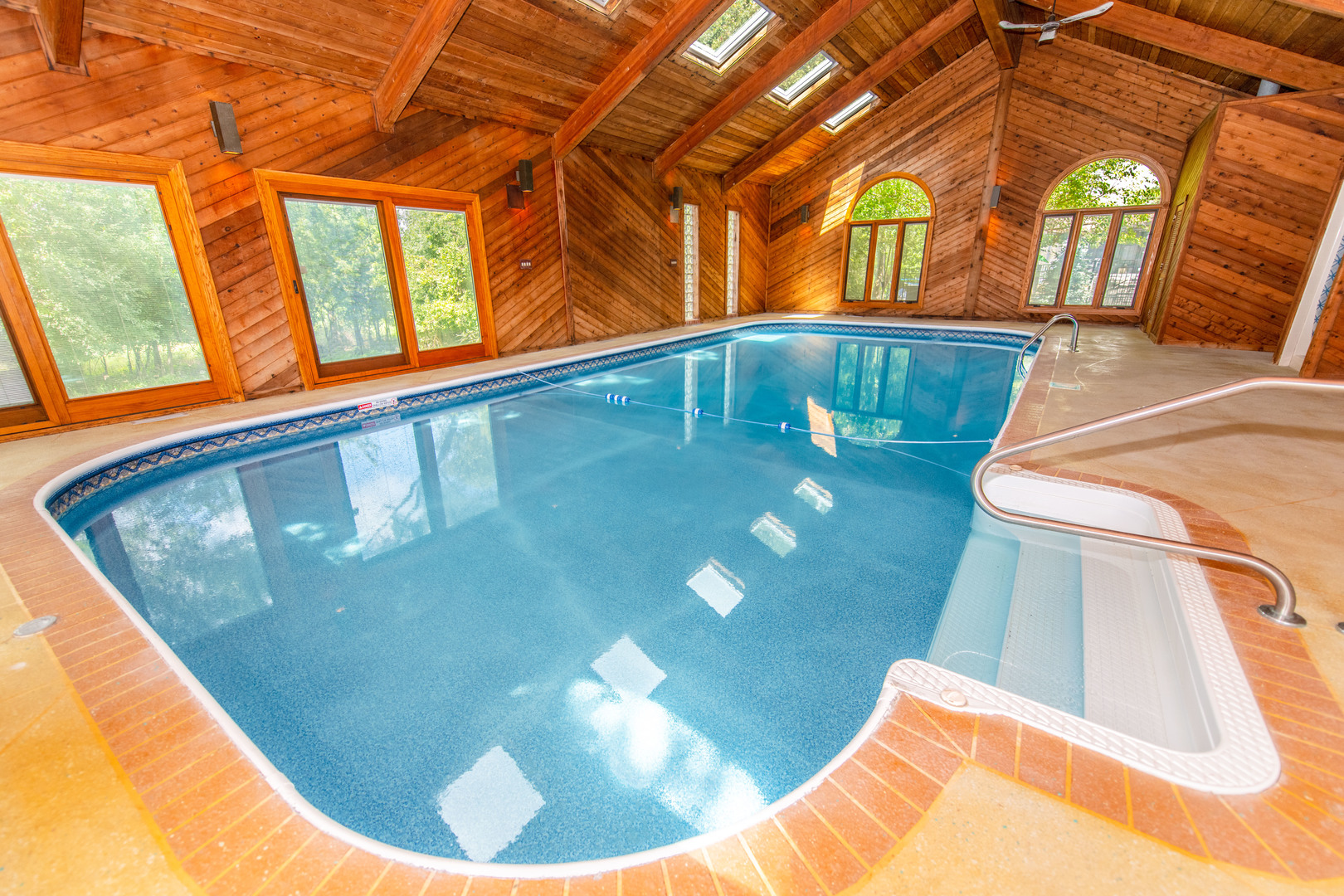 717 Westridge Road, Joliet, IL 60431