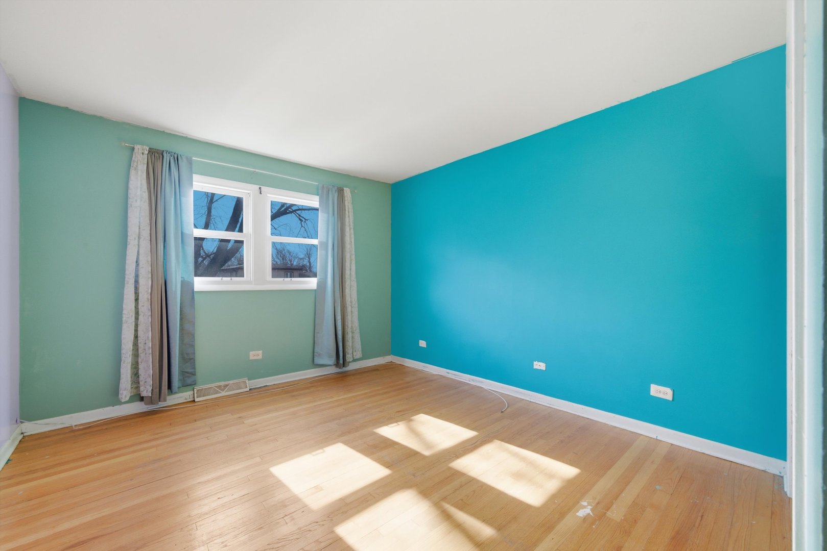 17107 Evans Drive, South Holland, IL 60473