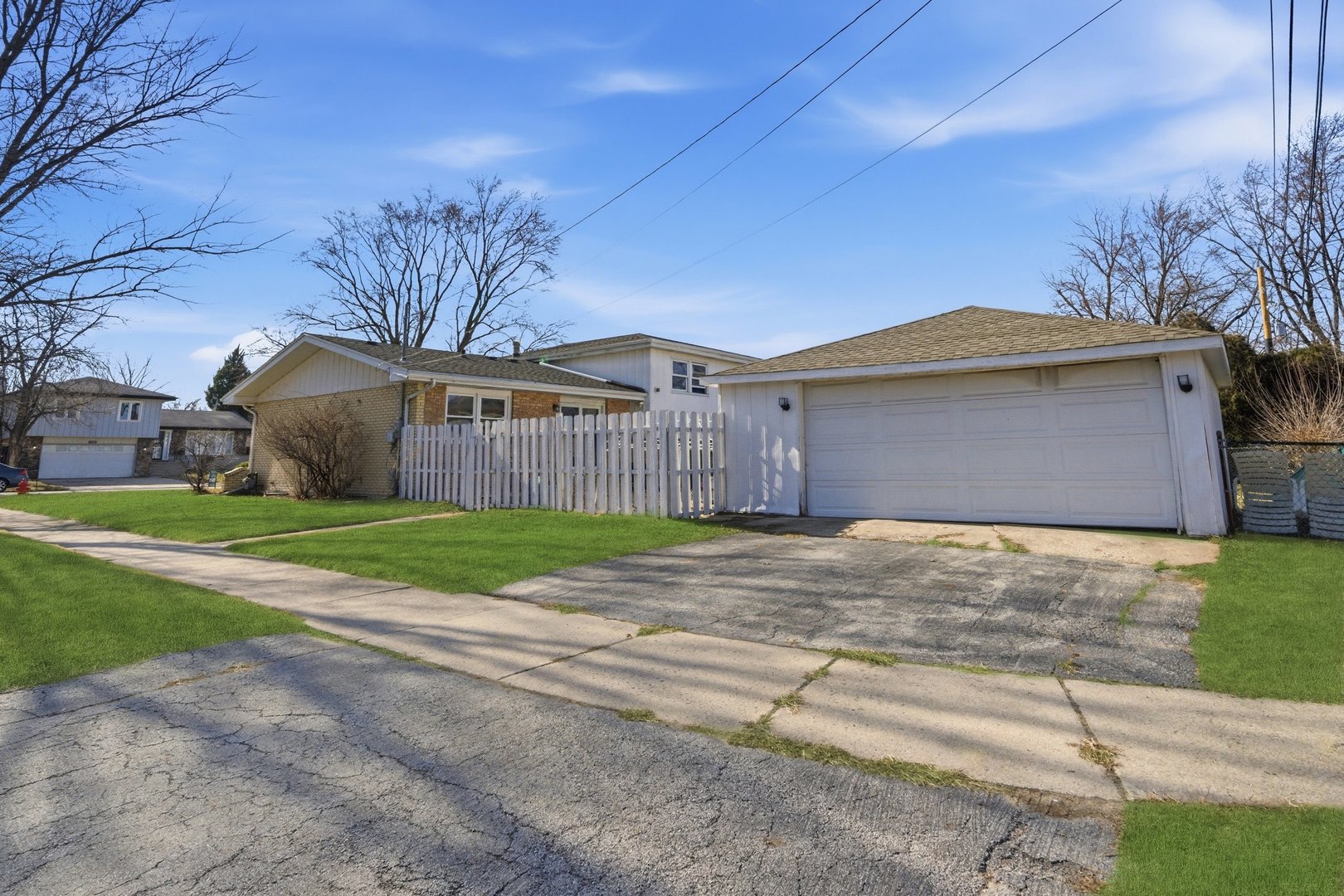 17107 Evans Drive, South Holland, IL 60473