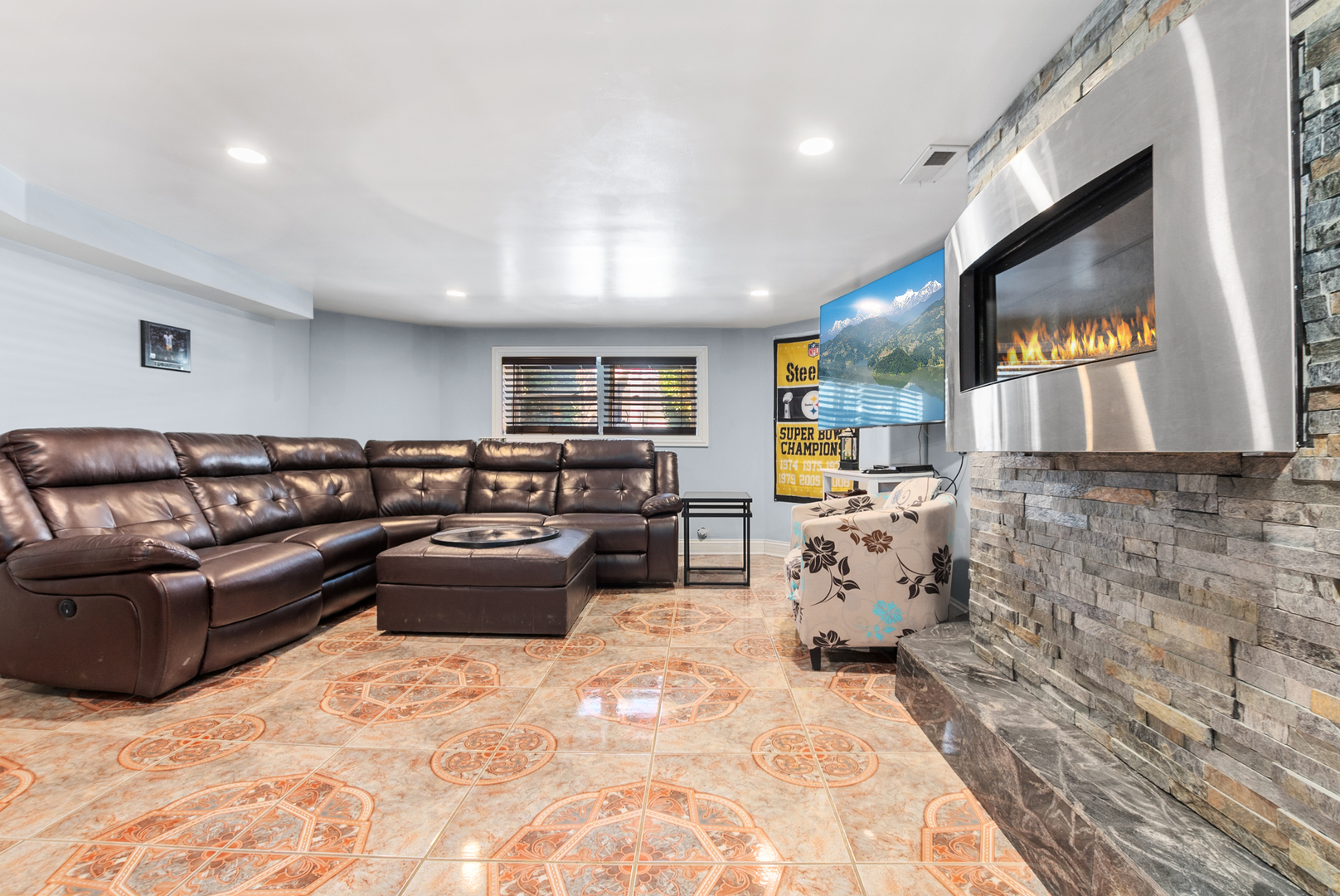 3015 N 76th Court, Elmwood Park, IL 60707