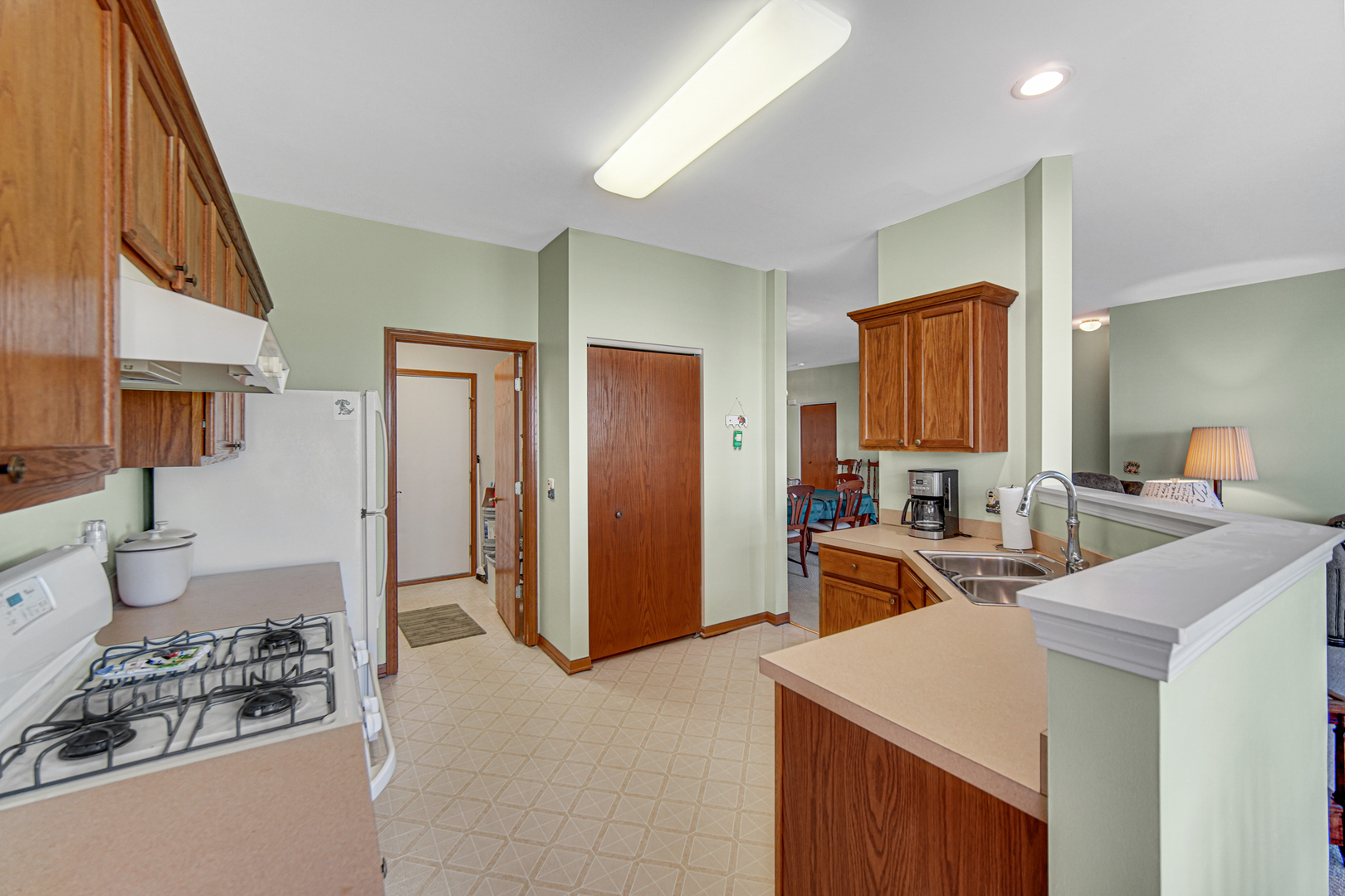 1564 Benzie Circle, Romeoville, IL 60446