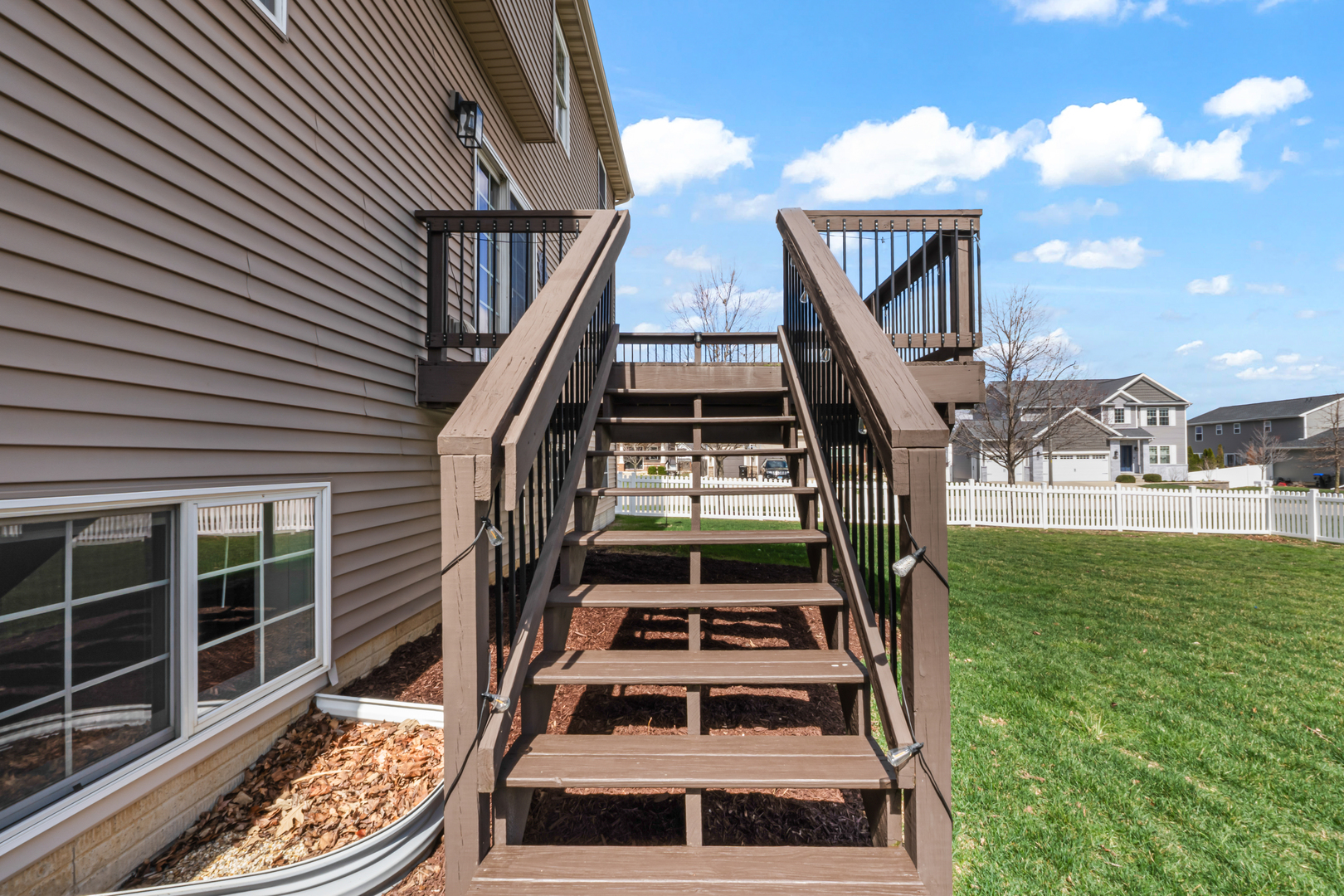 1302 Wicklow Drive, Bloomington, IL 61705