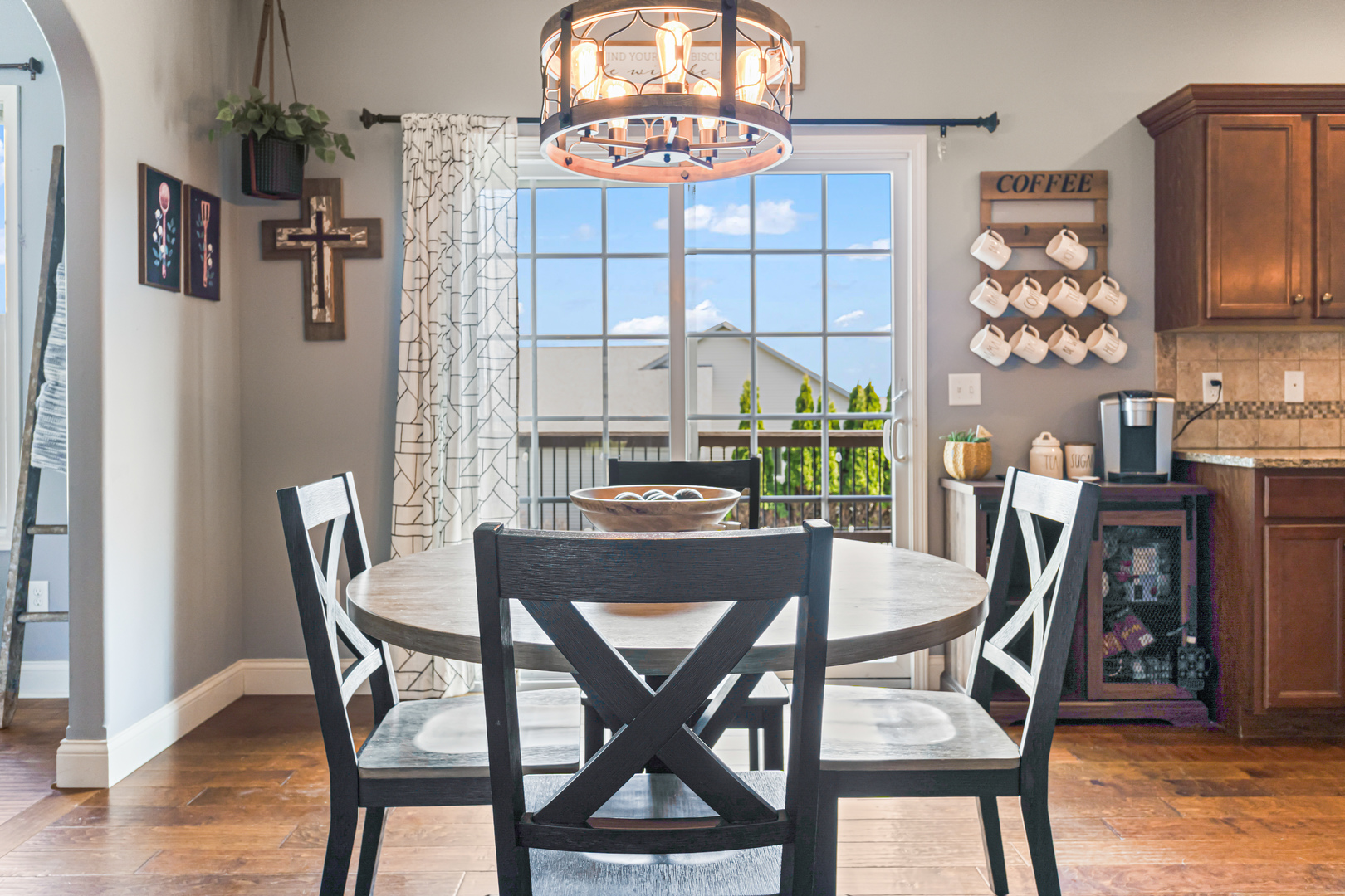 1302 Wicklow Drive, Bloomington, IL 61705