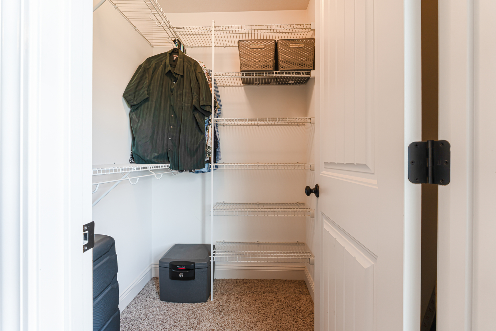 1302 Wicklow Drive, Bloomington, IL 61705