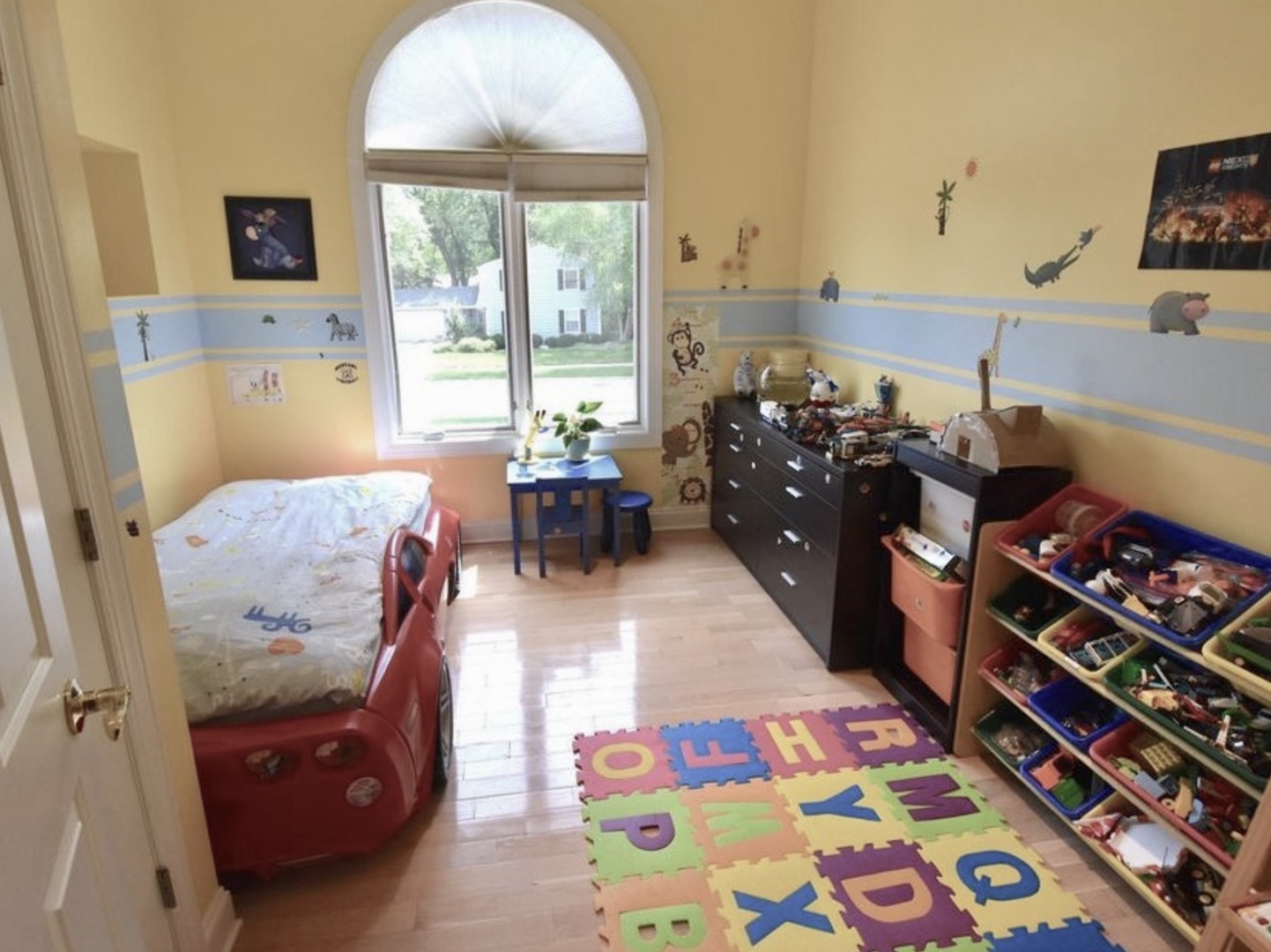 1302 S PRINCETON Avenue, Arlington Heights, IL 60005