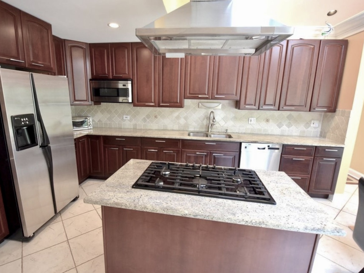 1302 S PRINCETON Avenue, Arlington Heights, IL 60005