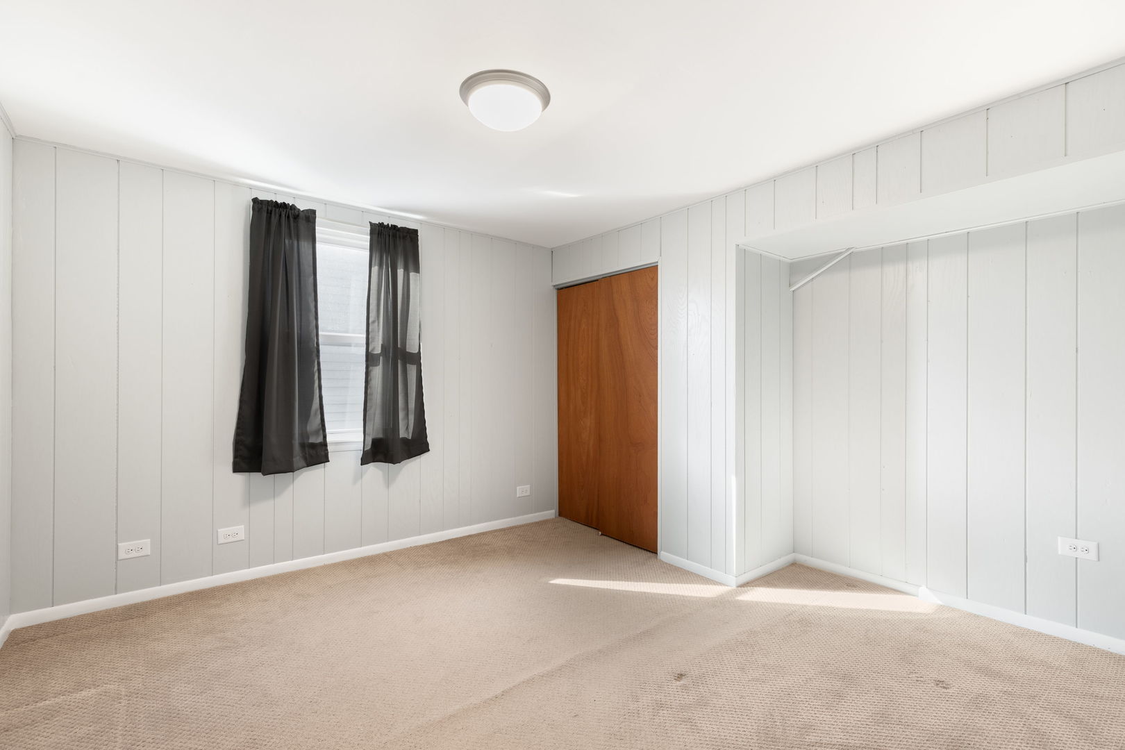 7005 N Osceola Avenue, Chicago, IL 60631